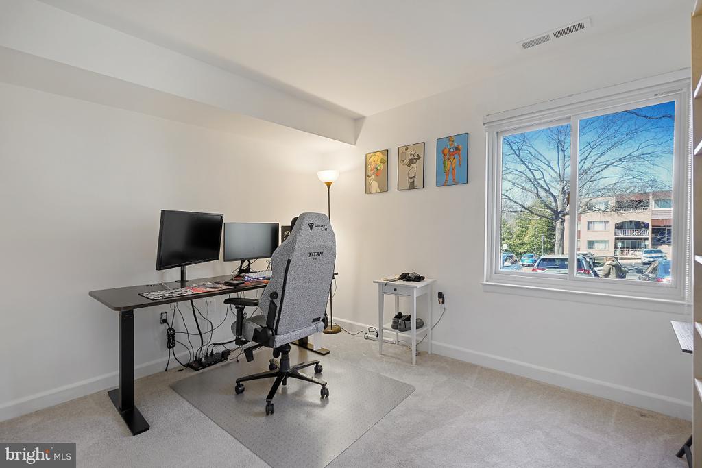 440 GIRARD STREET Unit: 101