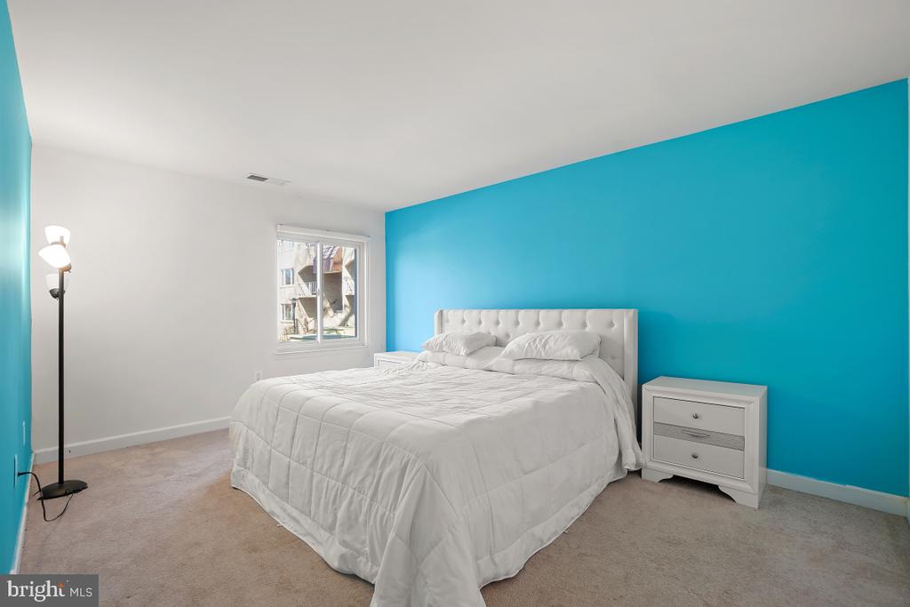 440 GIRARD STREET Unit: 101
