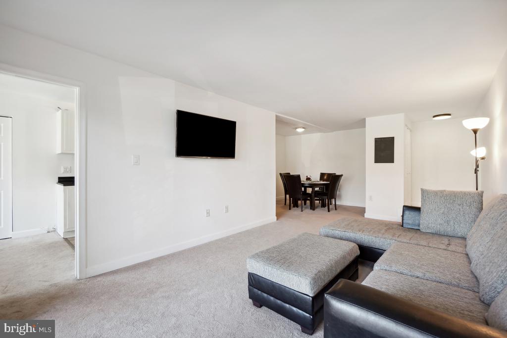 440 GIRARD STREET Unit: 101