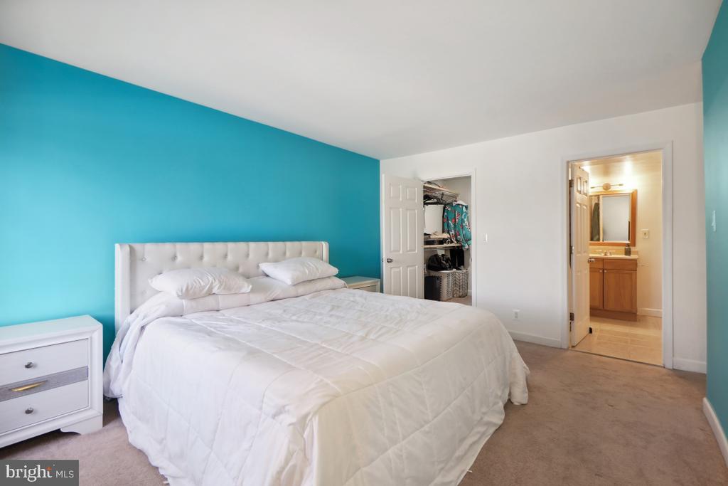 440 GIRARD STREET Unit: 101