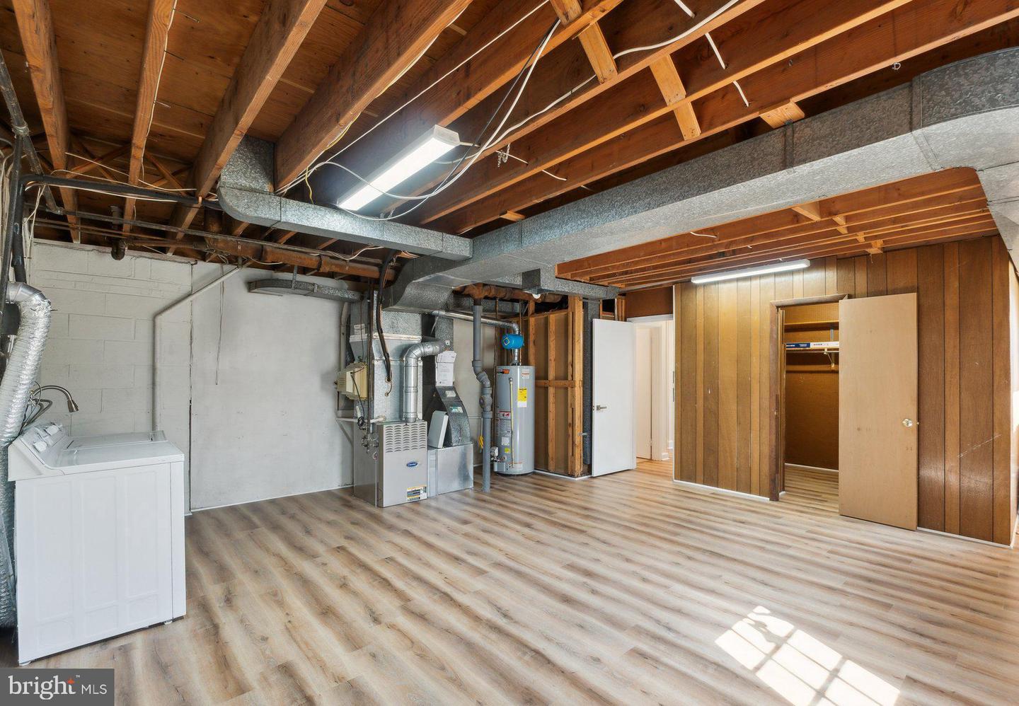 14402 Barkwood Dr
