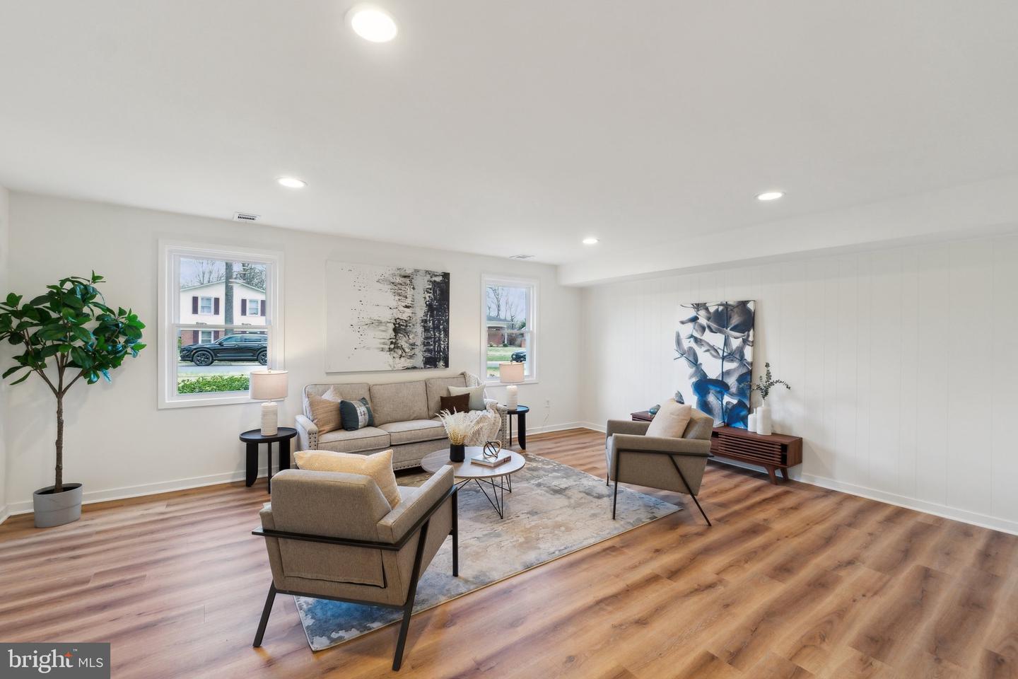 14402 Barkwood Dr