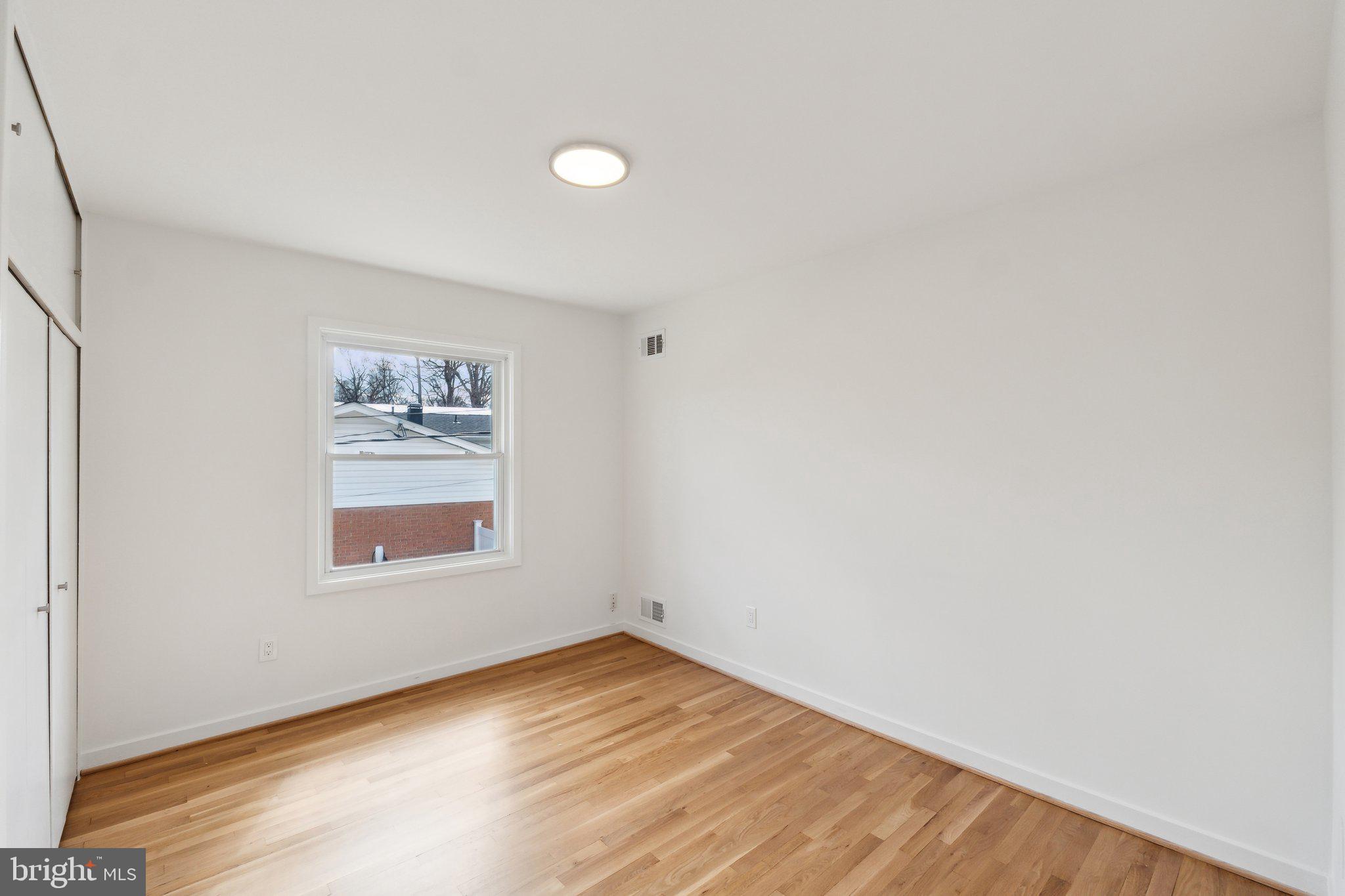 14402 Barkwood Dr