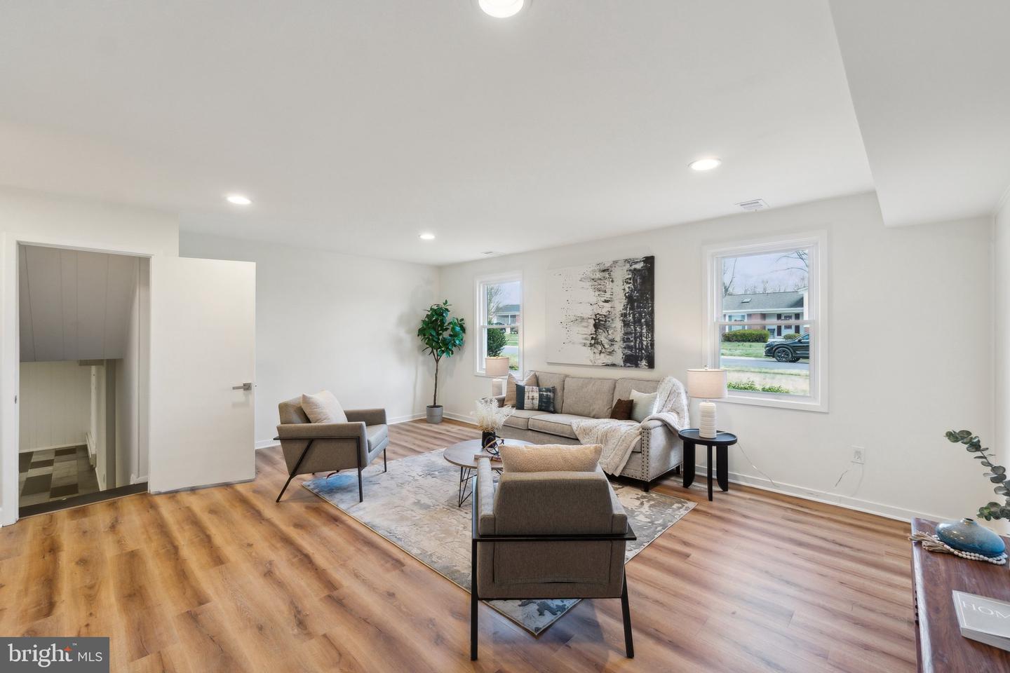 14402 Barkwood Dr