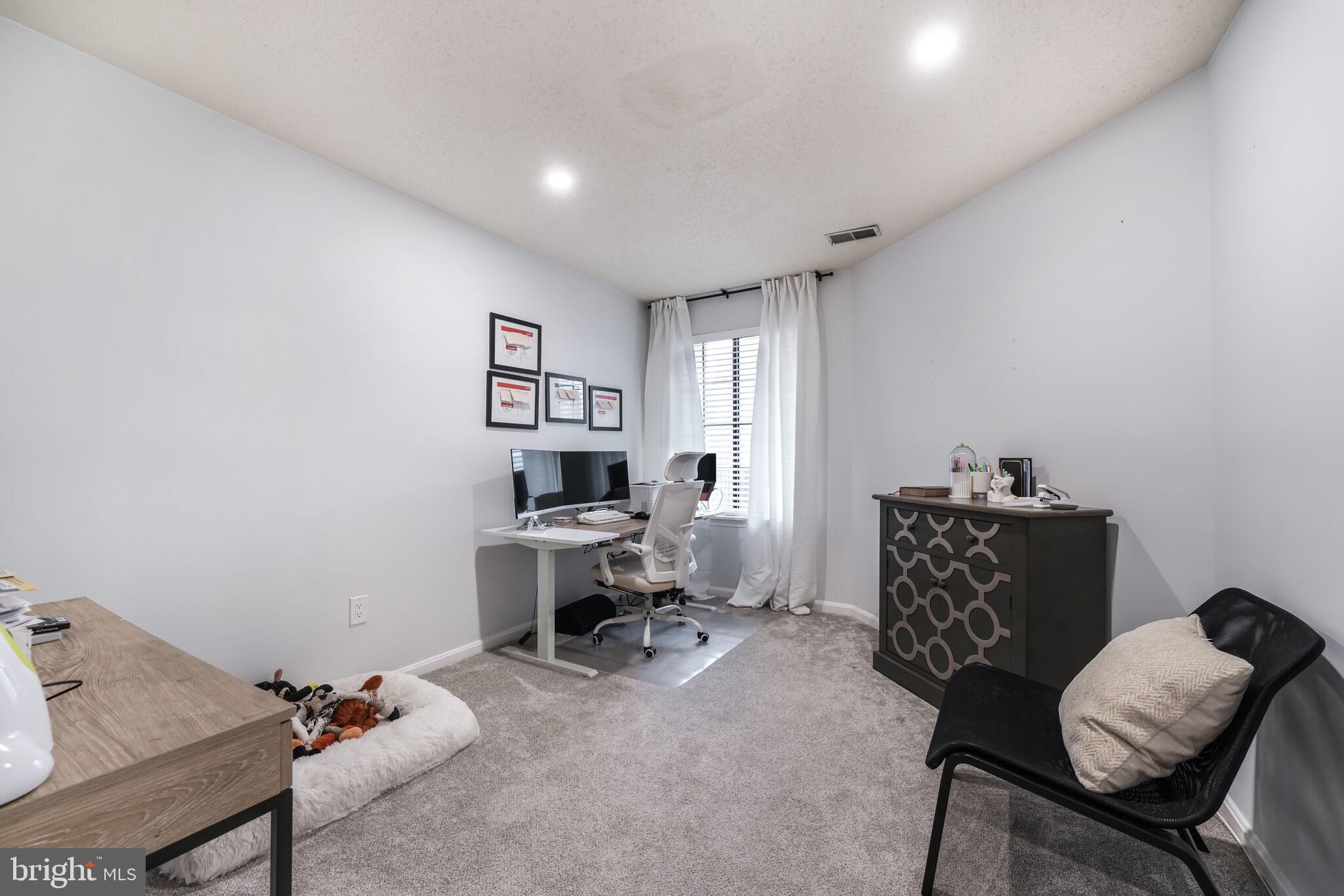 1631 Carriage House Ter #1631-B