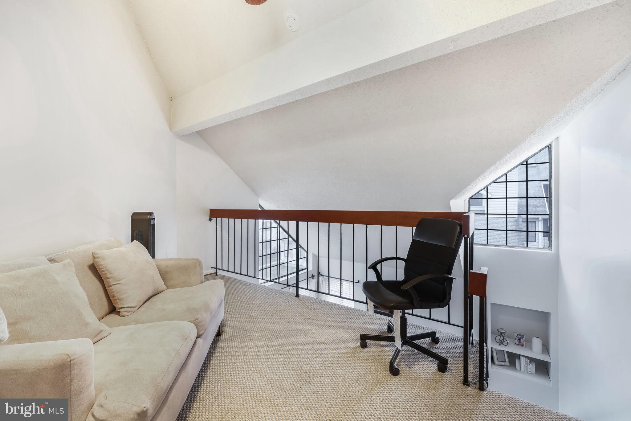 1631 Carriage House Ter #1631-B