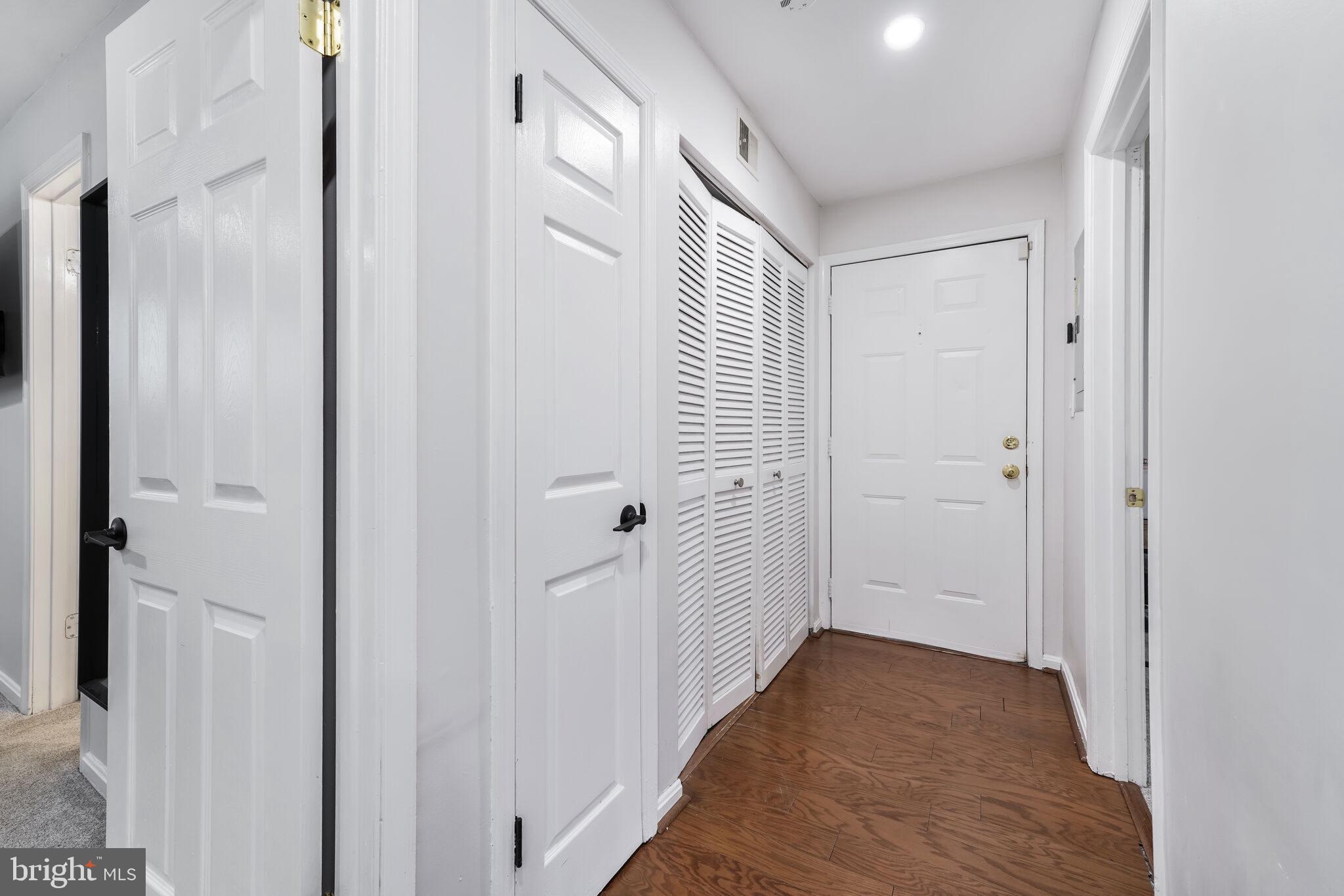 1631 Carriage House Ter #1631-B