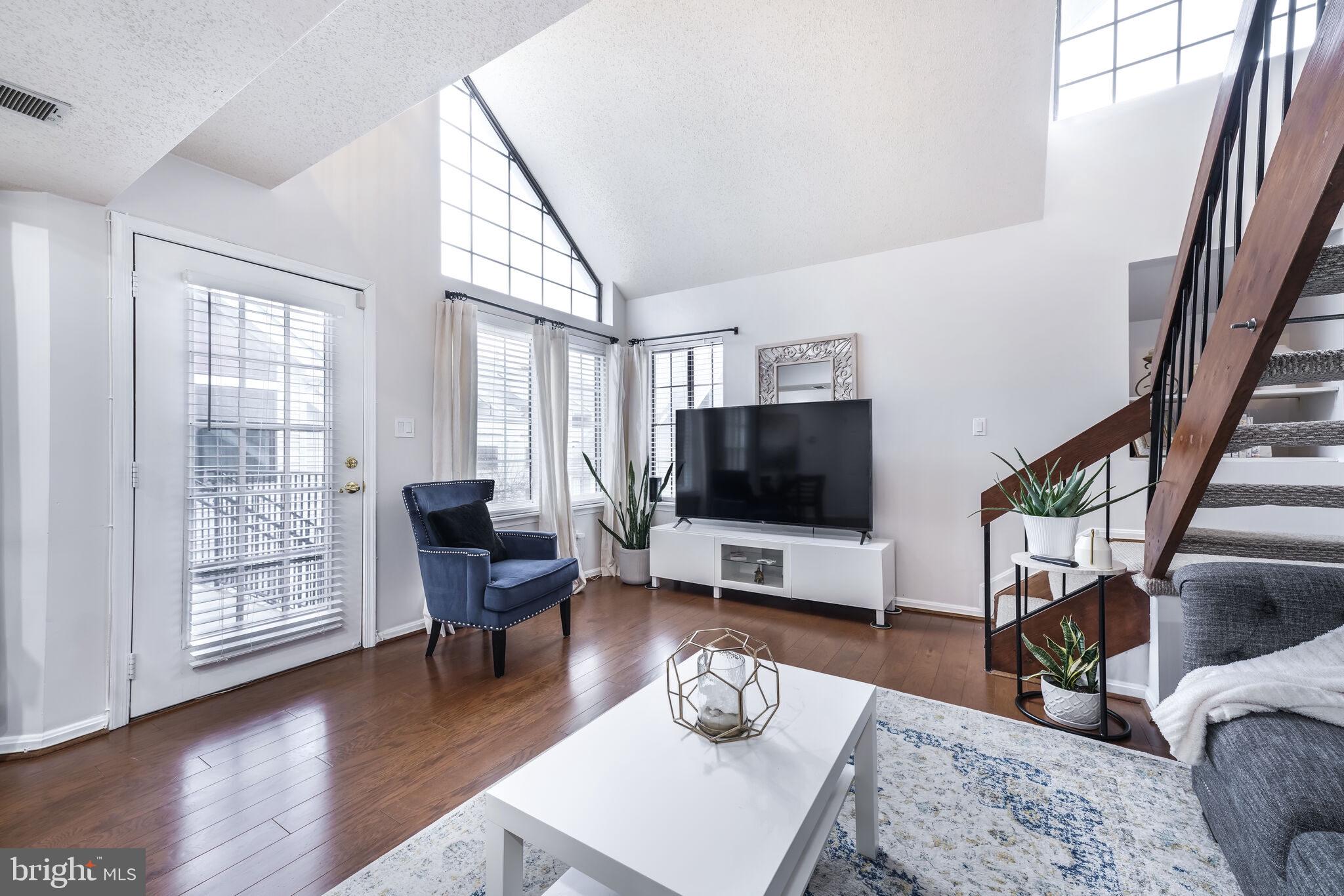 1631 Carriage House Ter #1631-B