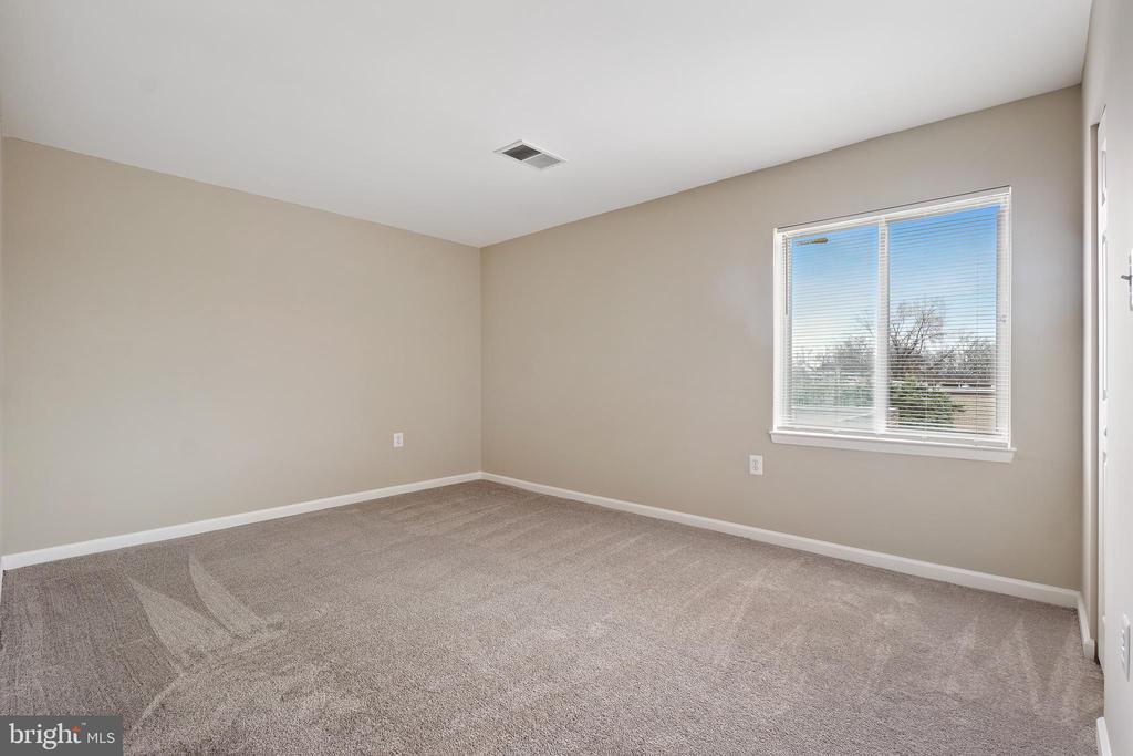 454 GIRARD STREET Unit: 303