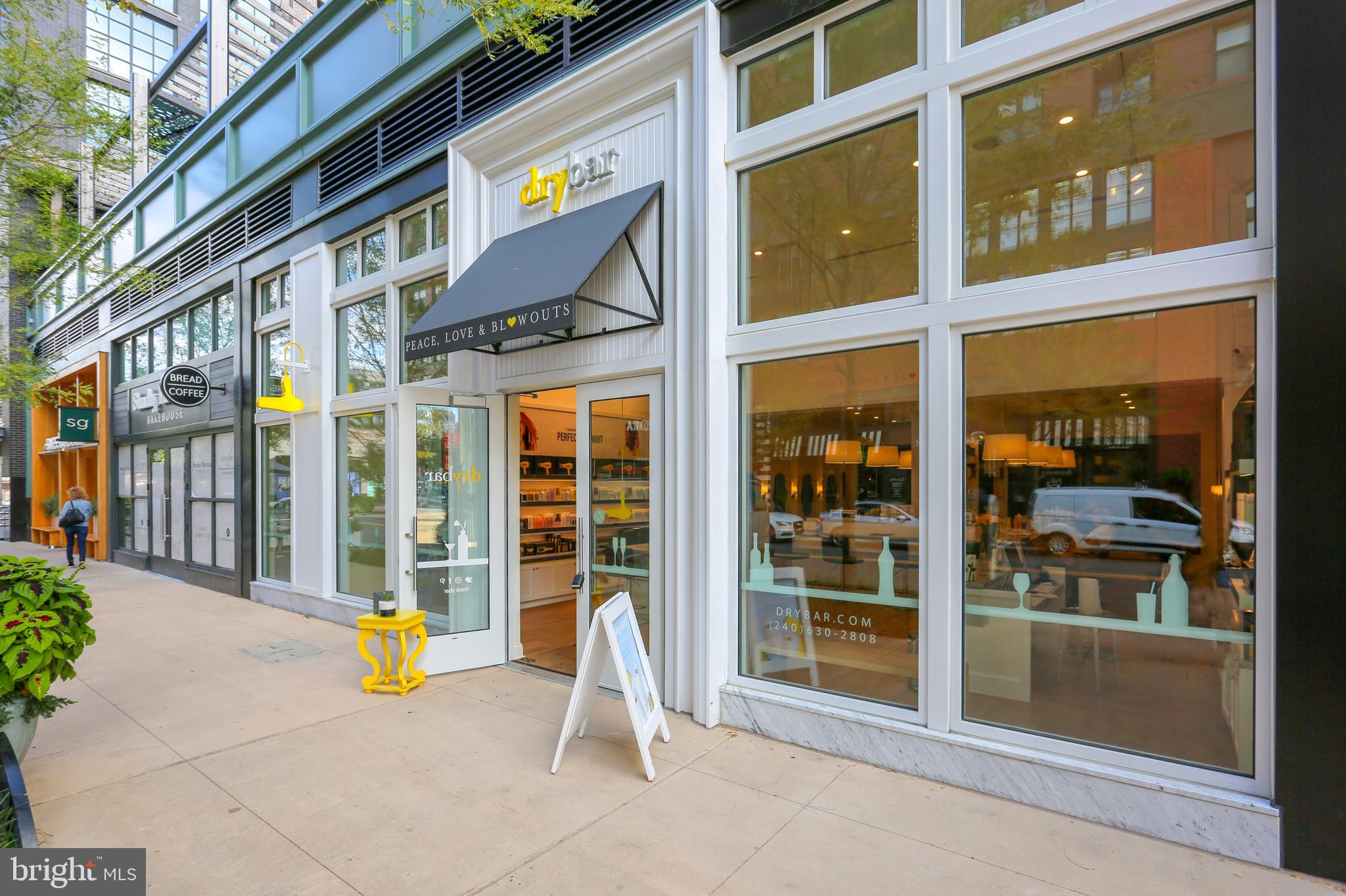 10401 GROSVENOR PLACE 123