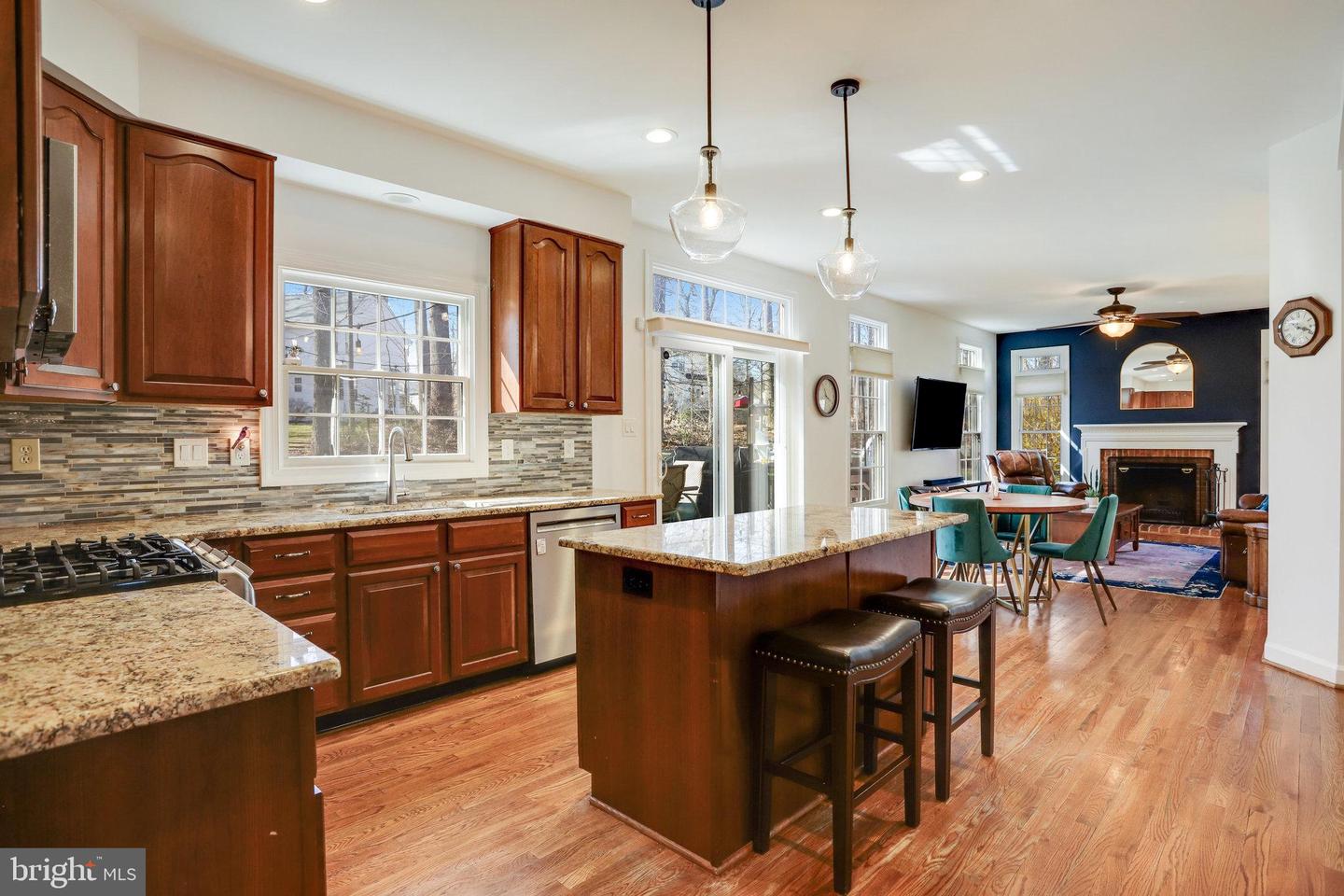 2713 Civitan Club Pl