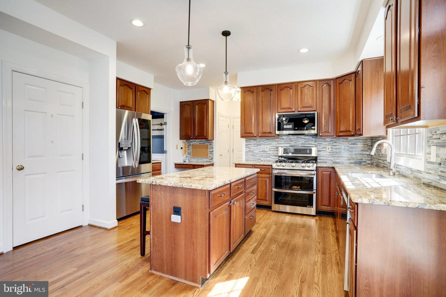 2713 Civitan Club Pl