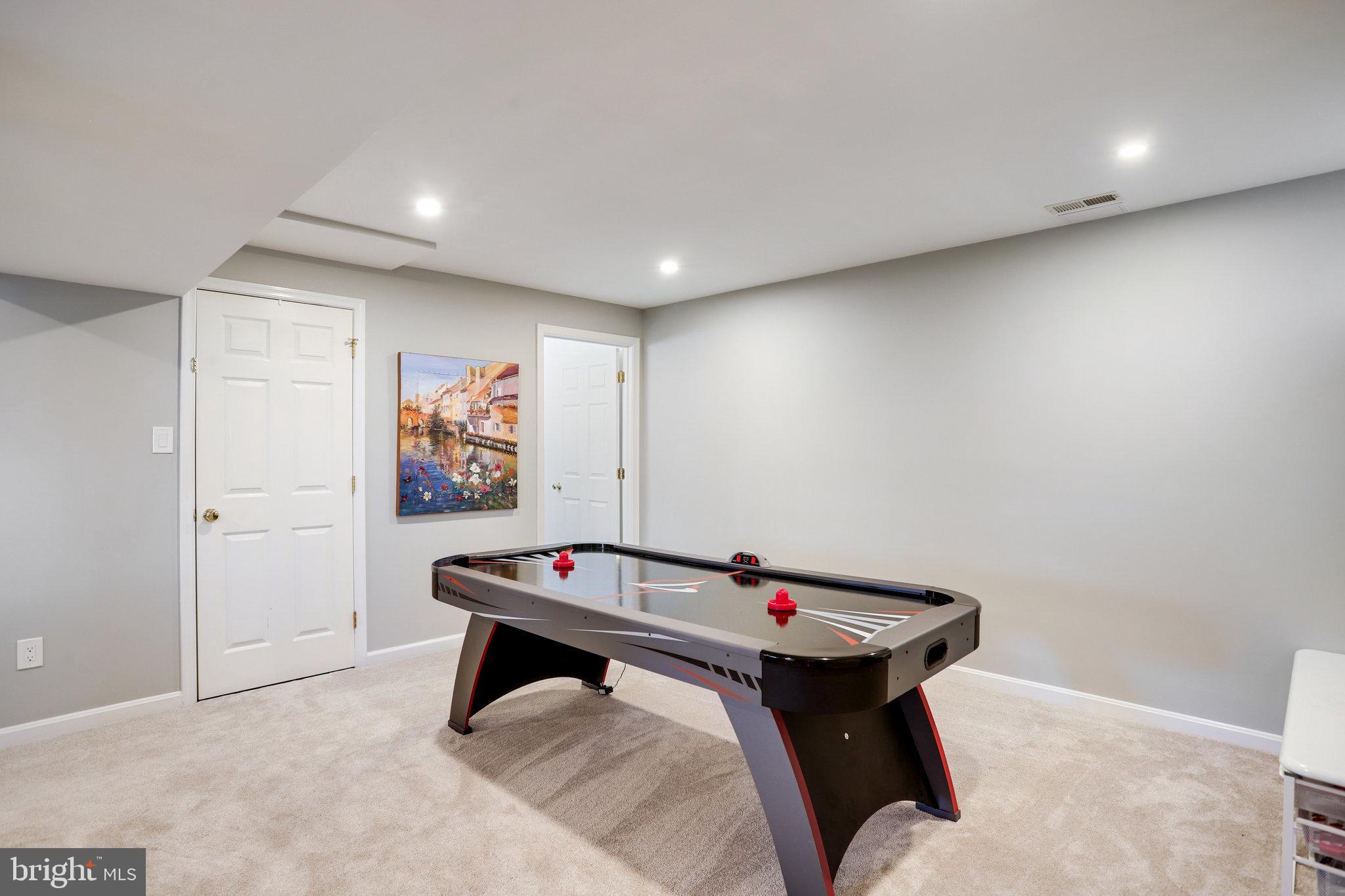 2713 Civitan Club Pl