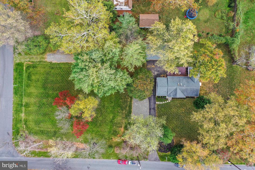 15707 SYCAMORE LANE