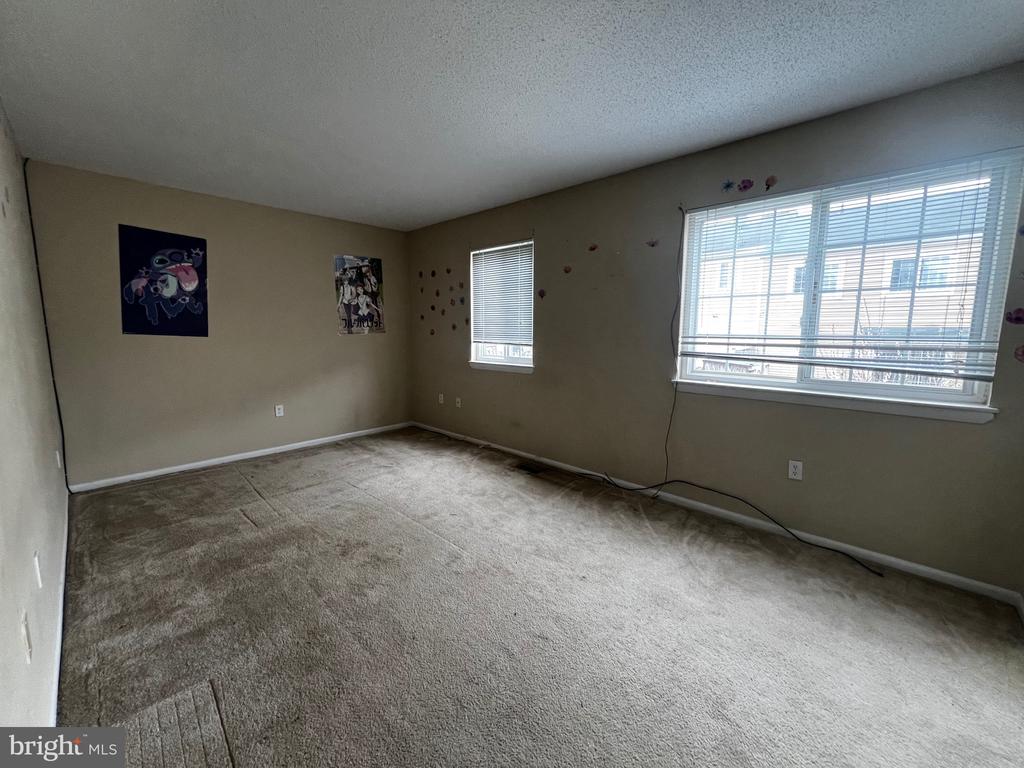 11422 Waterbury Way