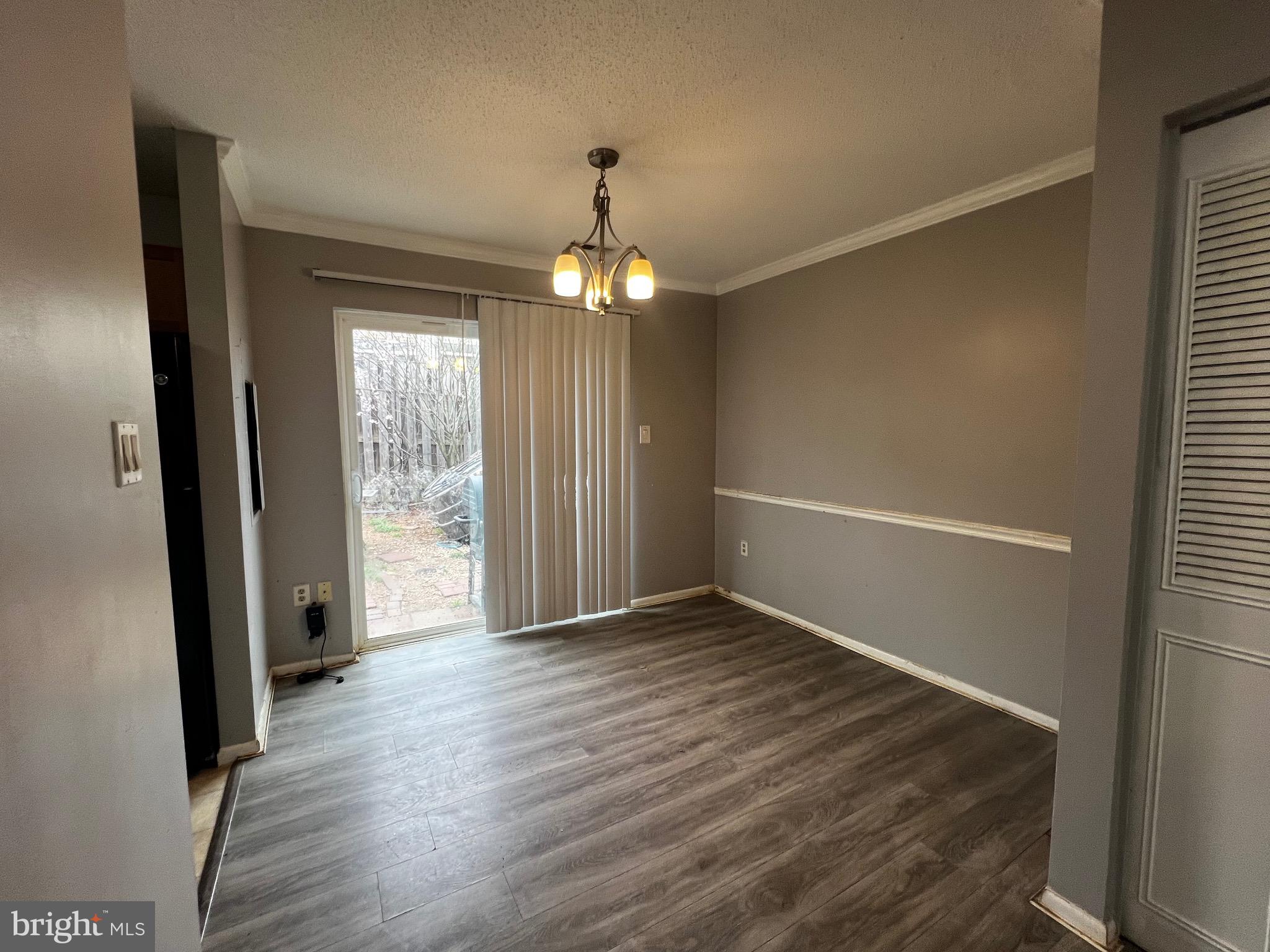 11422 Waterbury Way