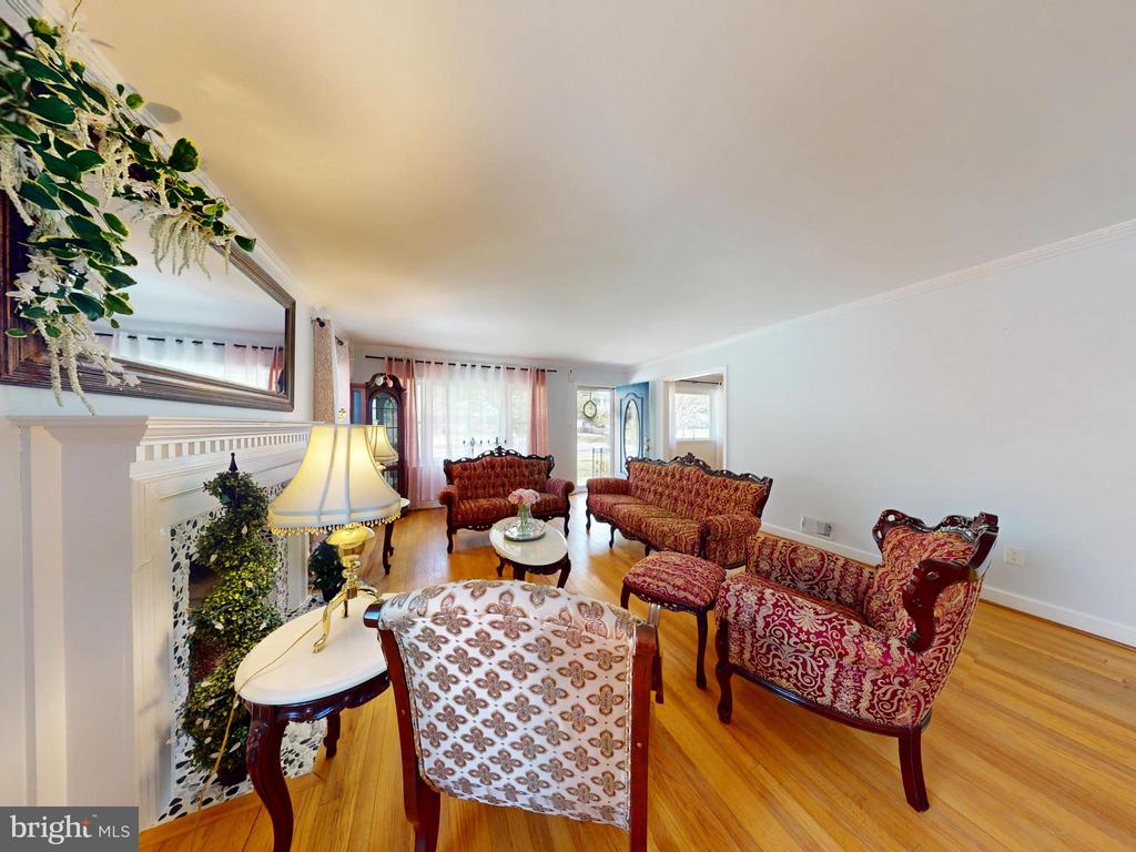 1912 ARCOLA AVE,MONTGOMERY