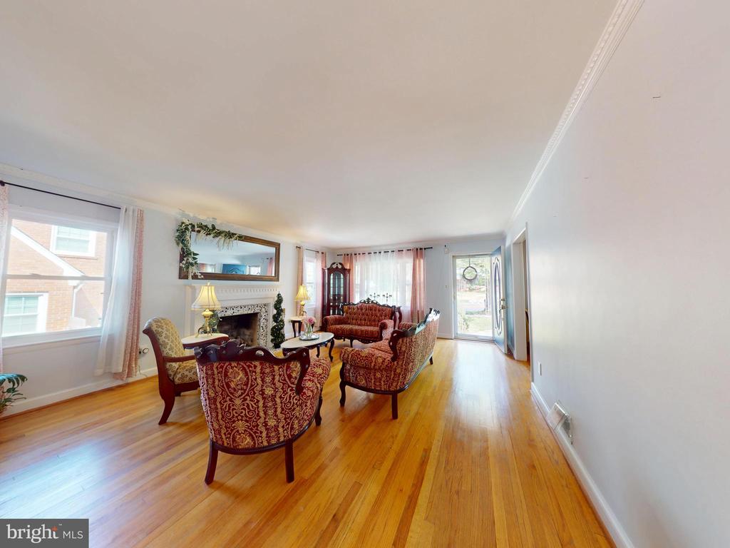 1912 ARCOLA AVE,MONTGOMERY