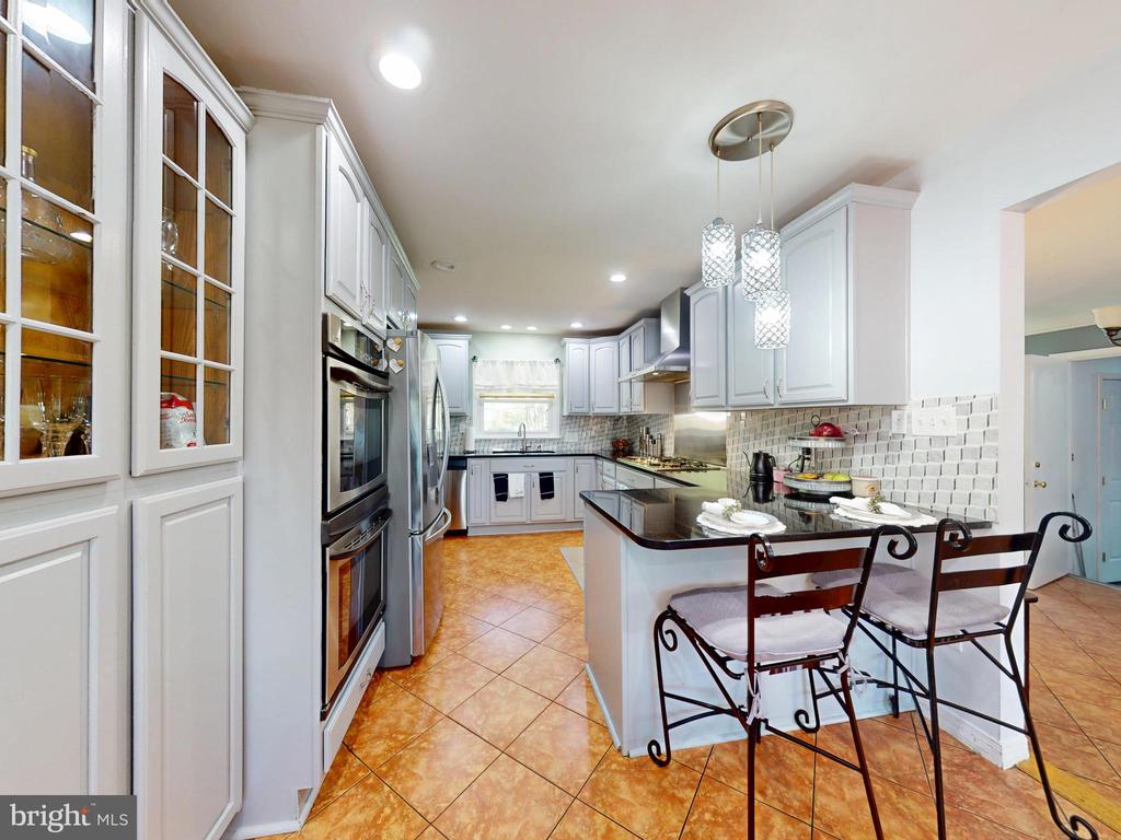 1912 ARCOLA AVE,MONTGOMERY