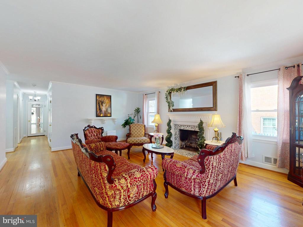 1912 ARCOLA AVE,MONTGOMERY