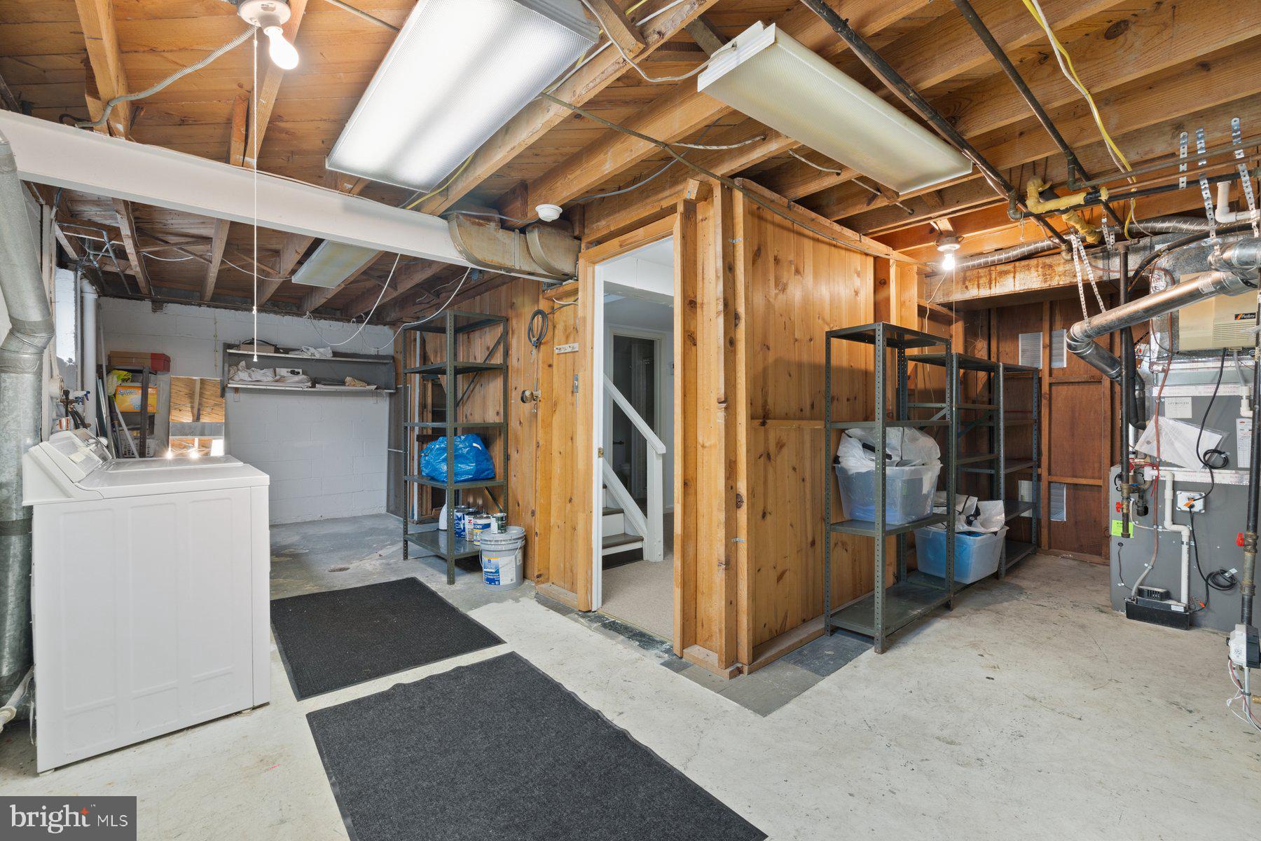 5015 Cushing Dr