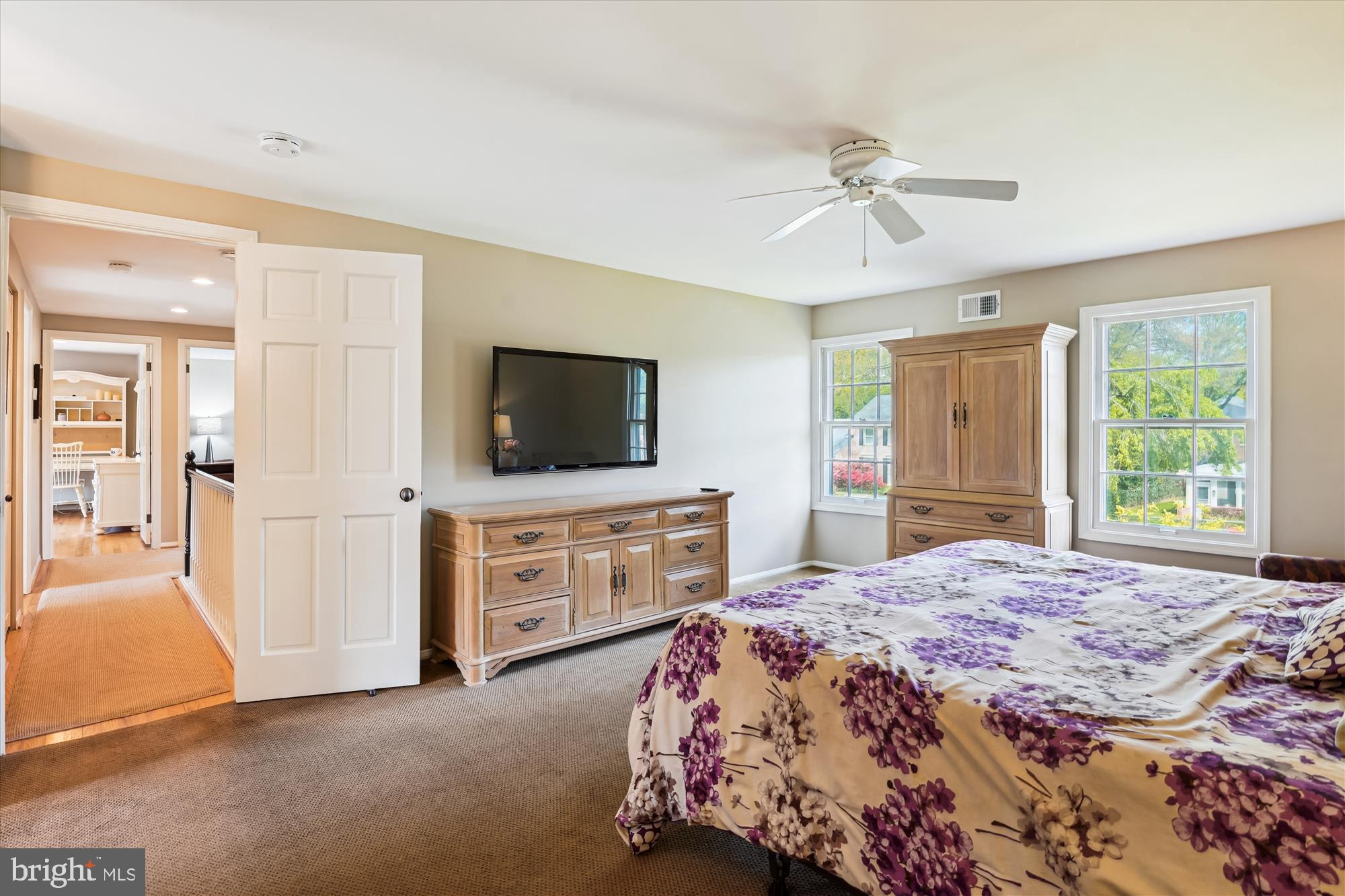 9000 HUNTING HORN LANE