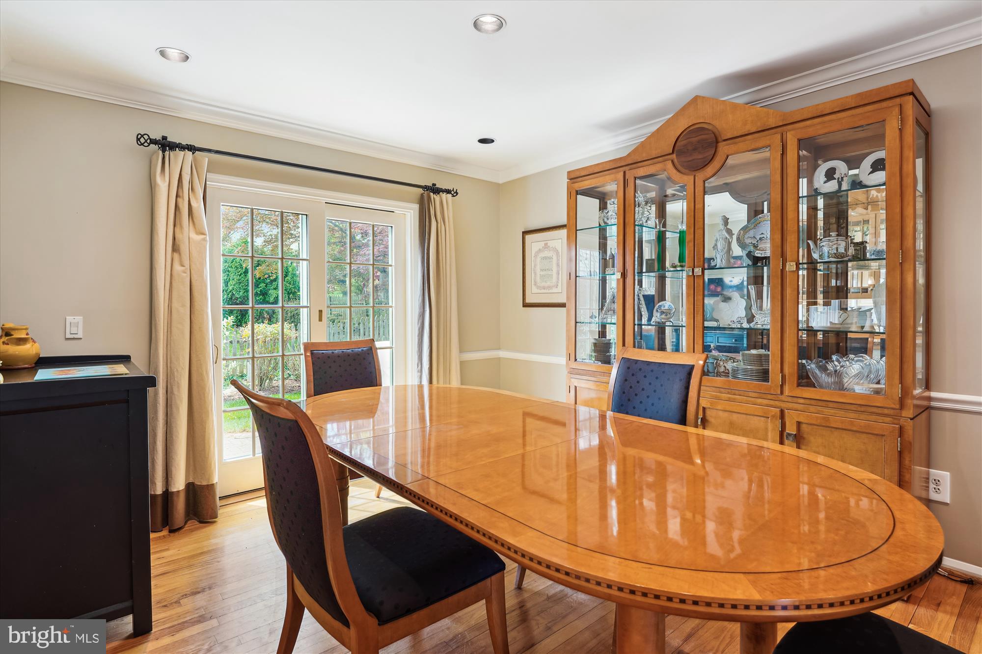 9000 HUNTING HORN LANE