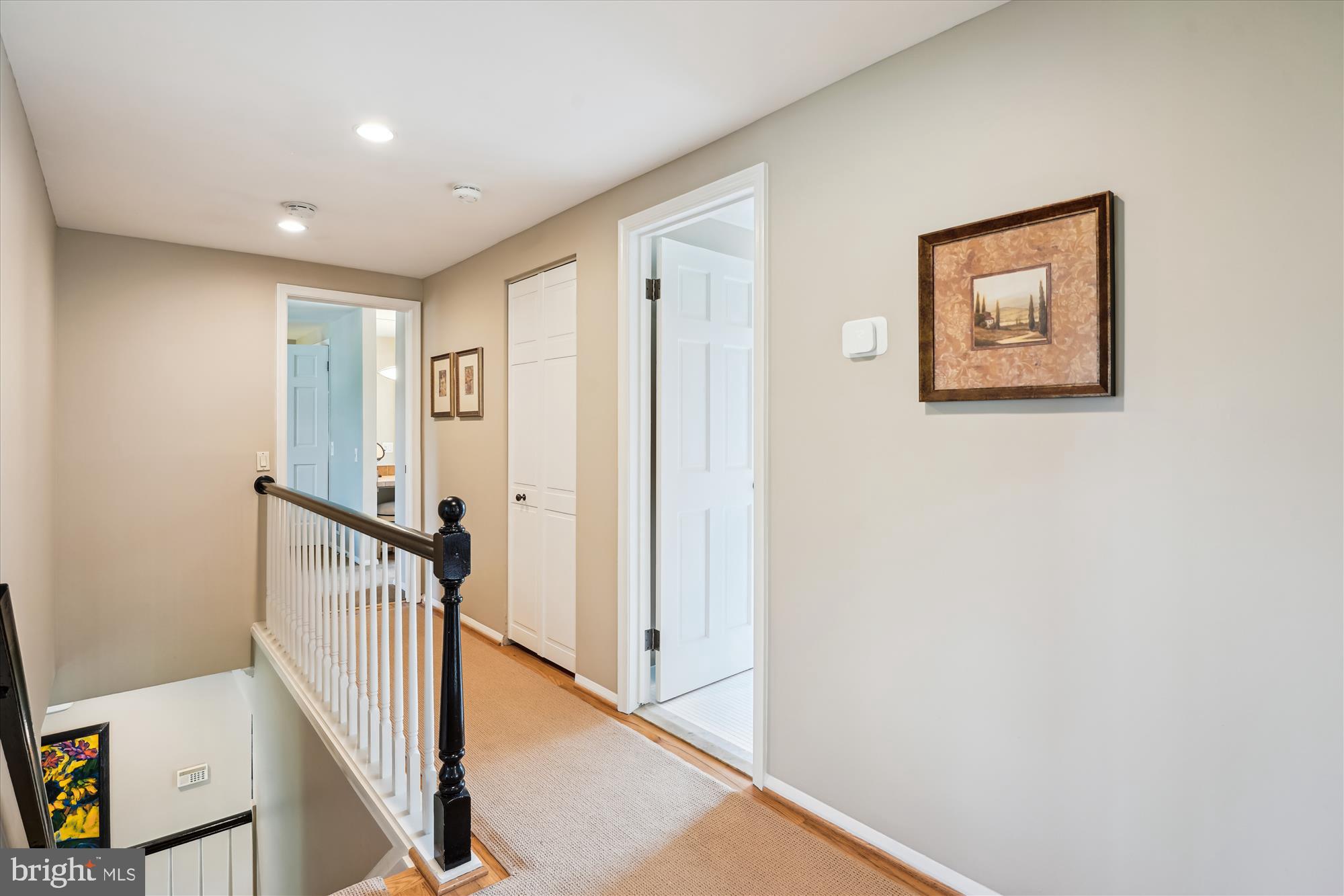 9000 HUNTING HORN LANE