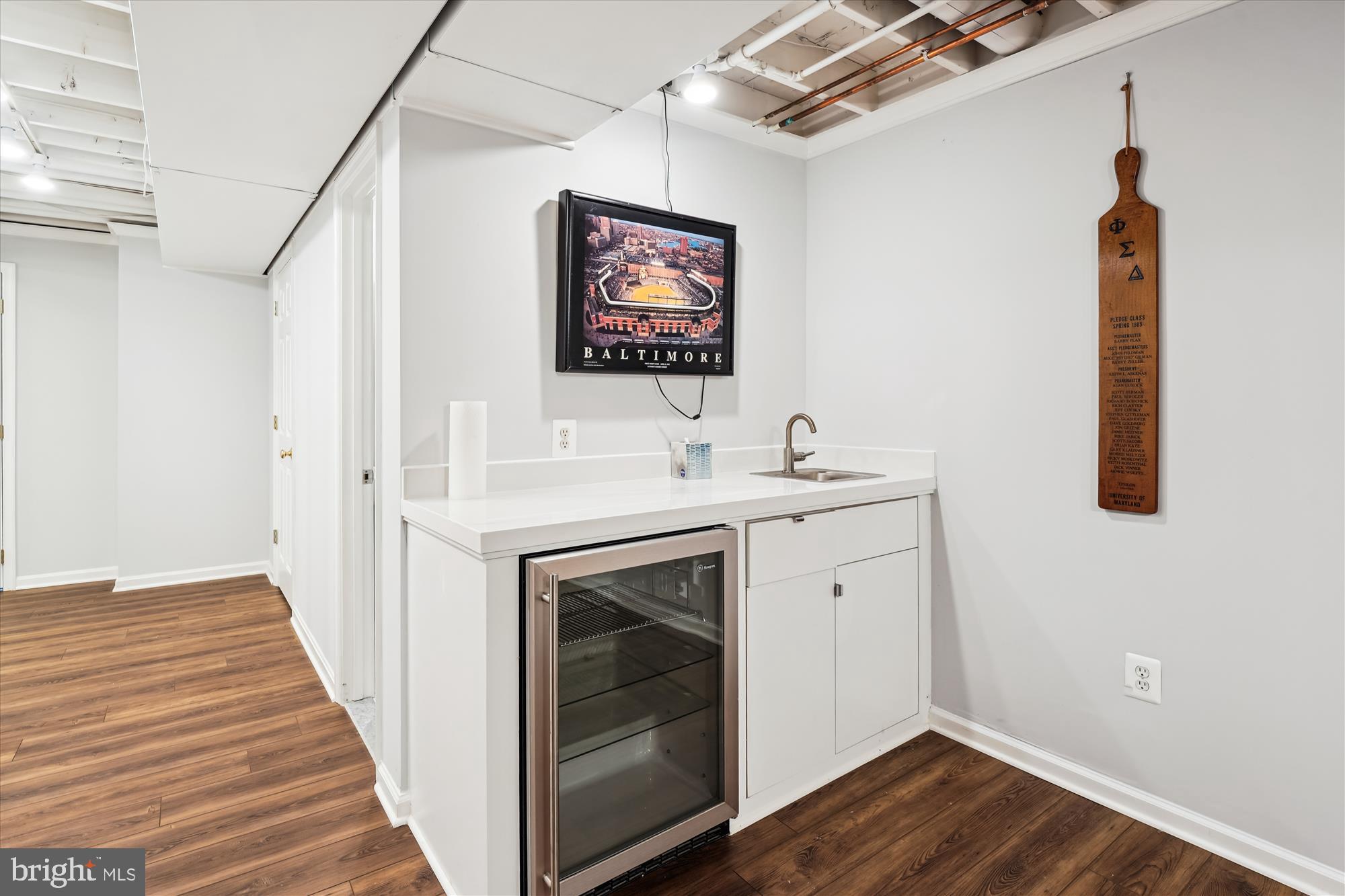 9000 HUNTING HORN LANE