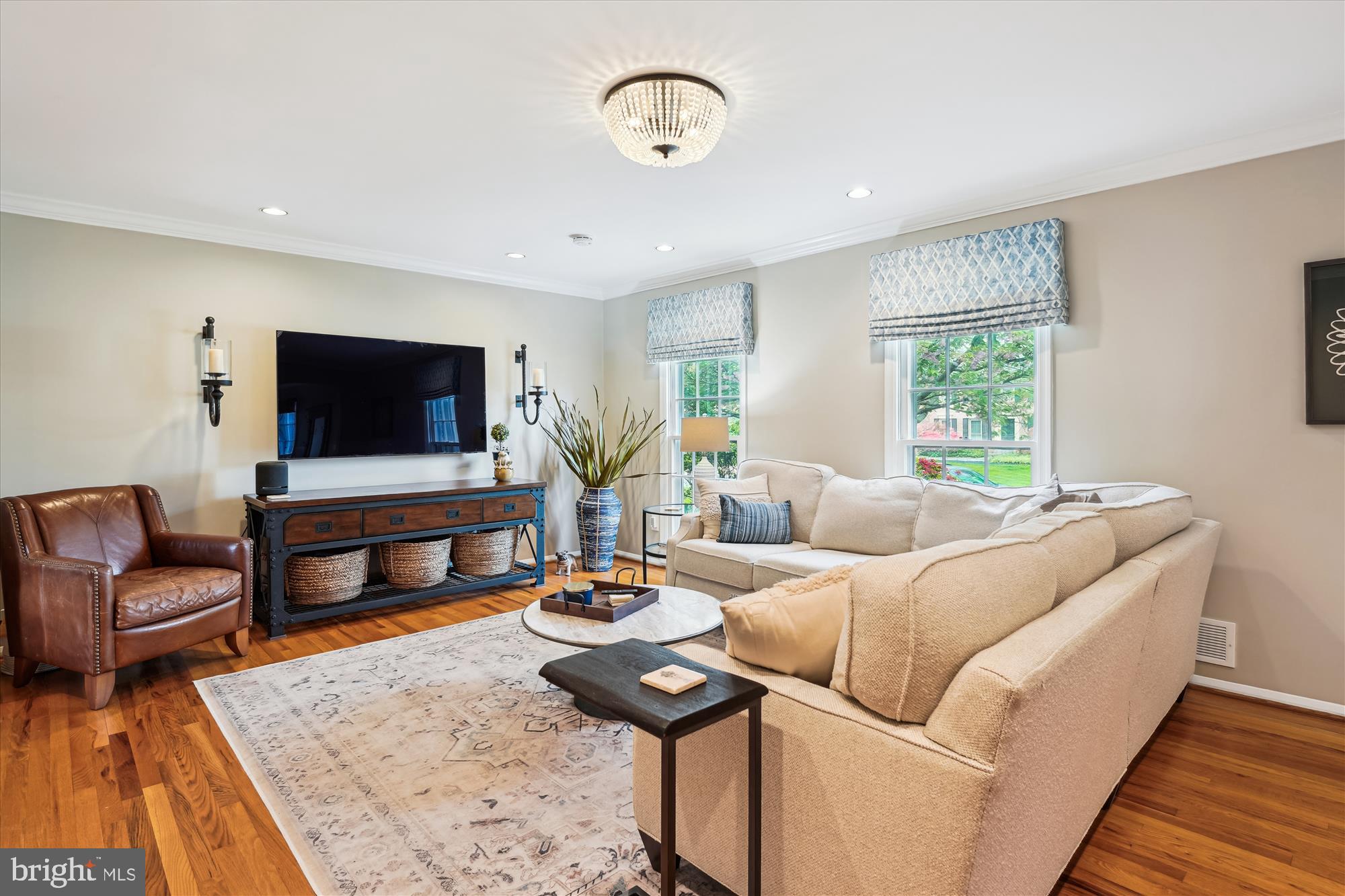 9000 HUNTING HORN LANE