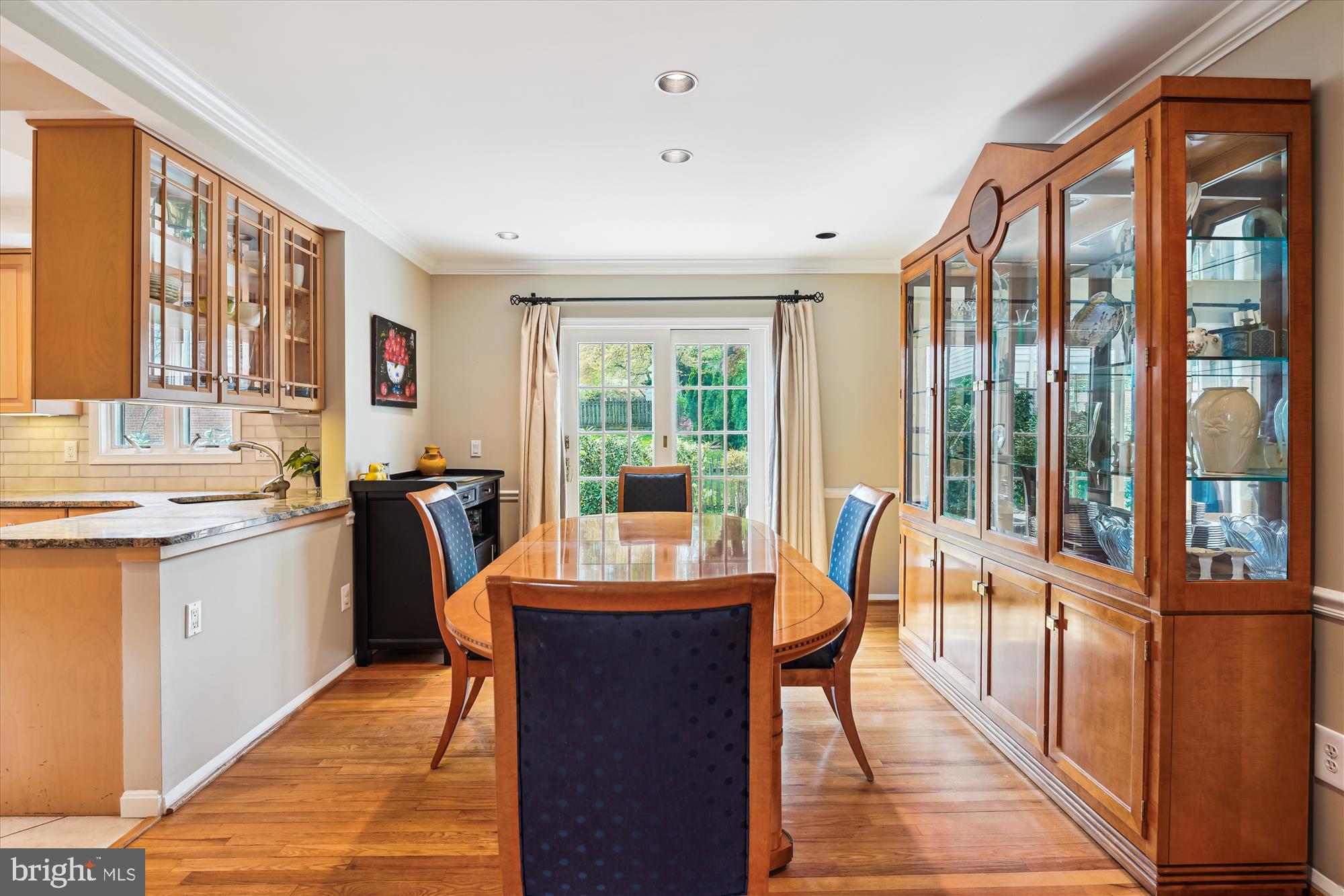 9000 HUNTING HORN LANE