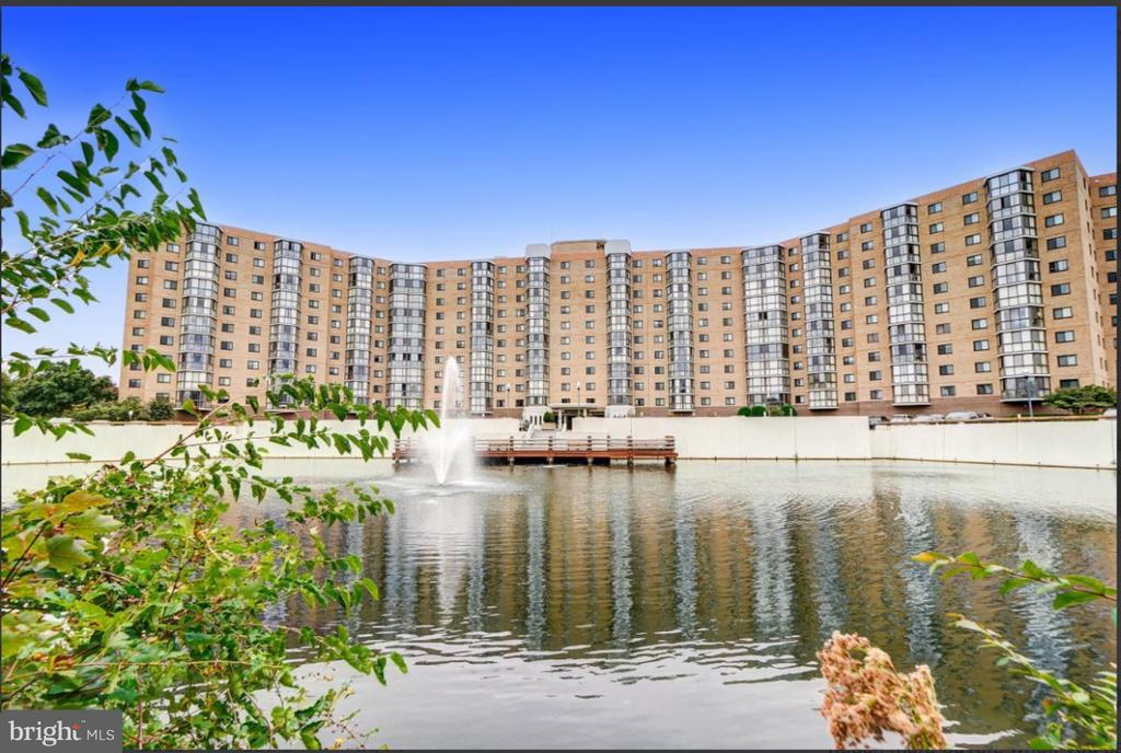 3310 N Leisure World Blvd #325