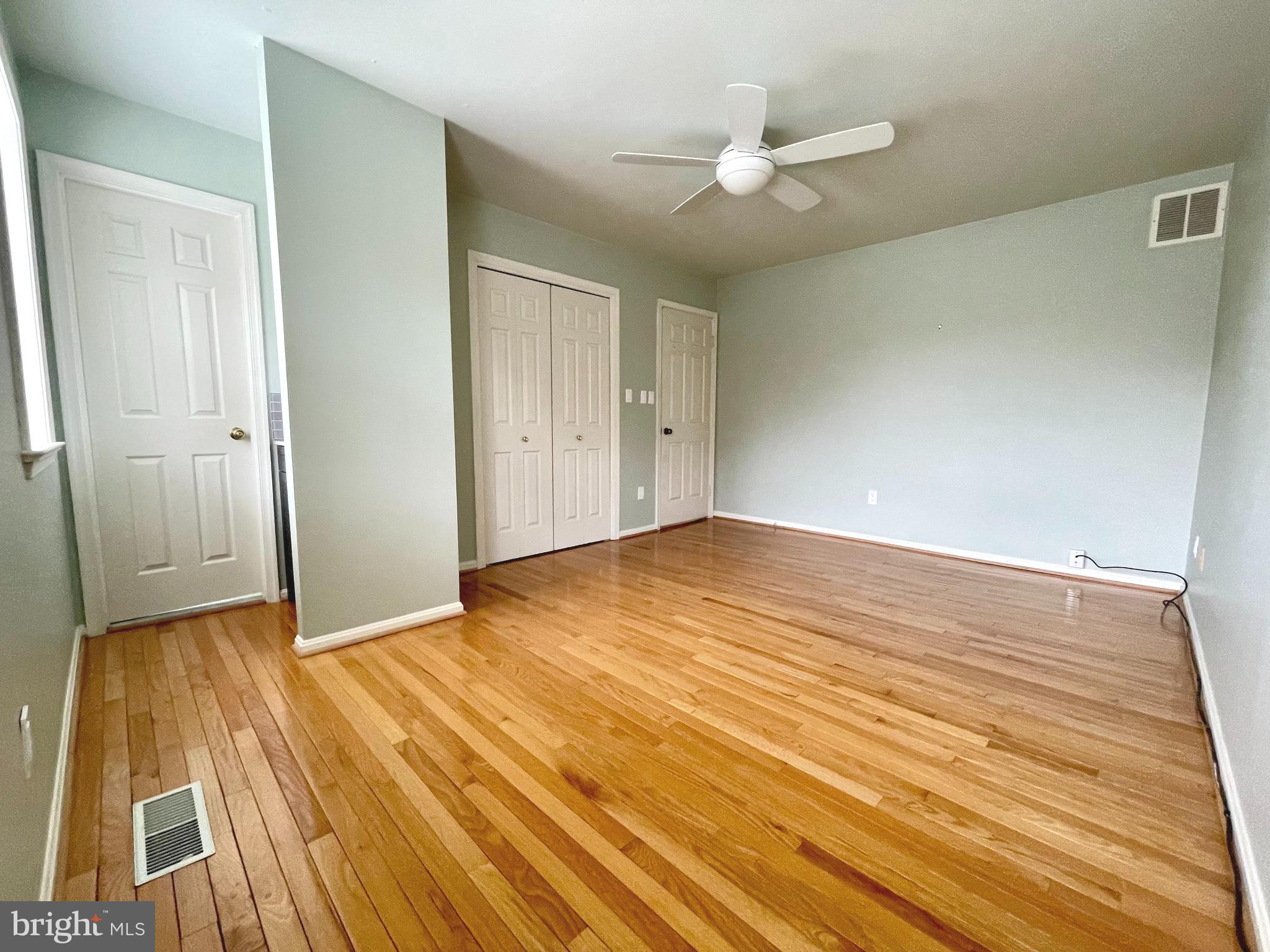 4840 CHEVY CHASE DR #151