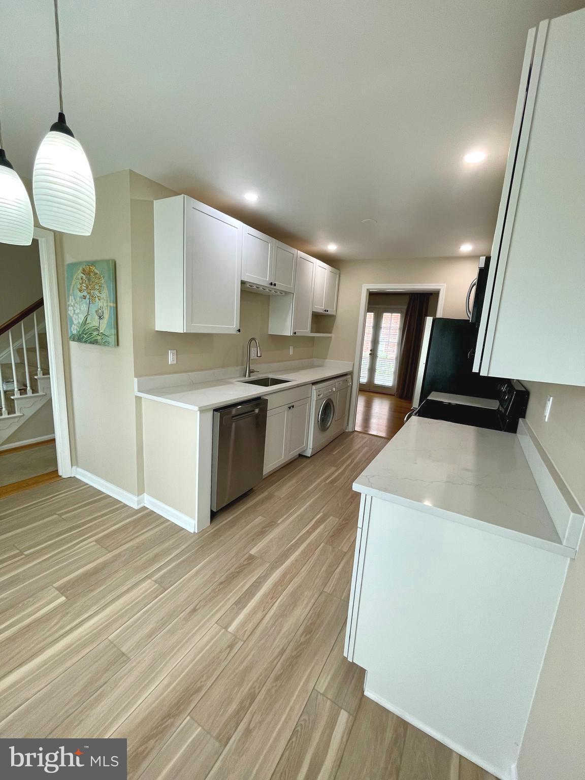 4840 CHEVY CHASE DR #151