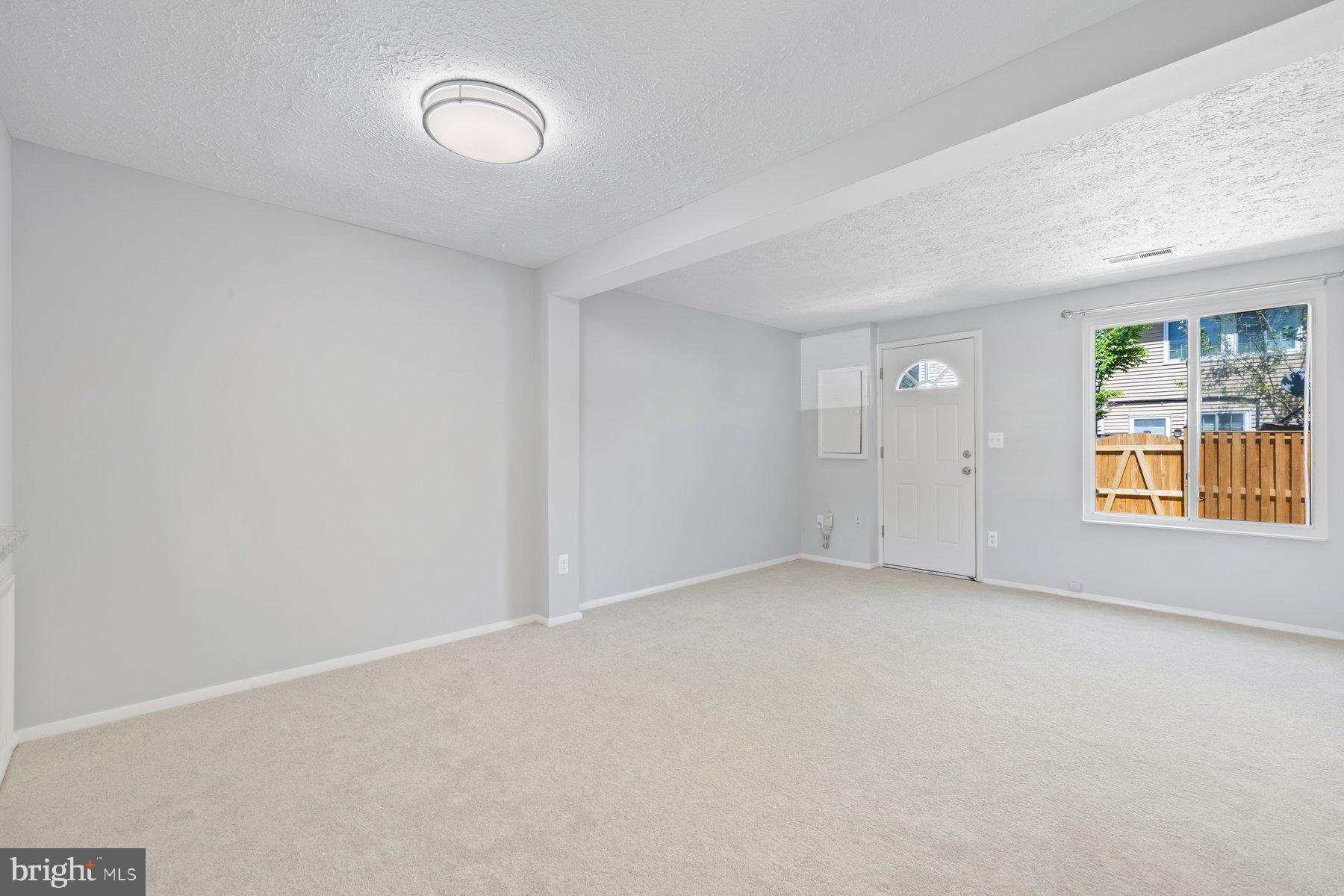 12542 Cross Ridge Way