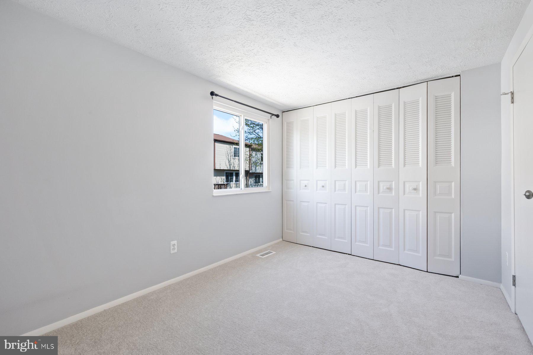 12542 Cross Ridge Way