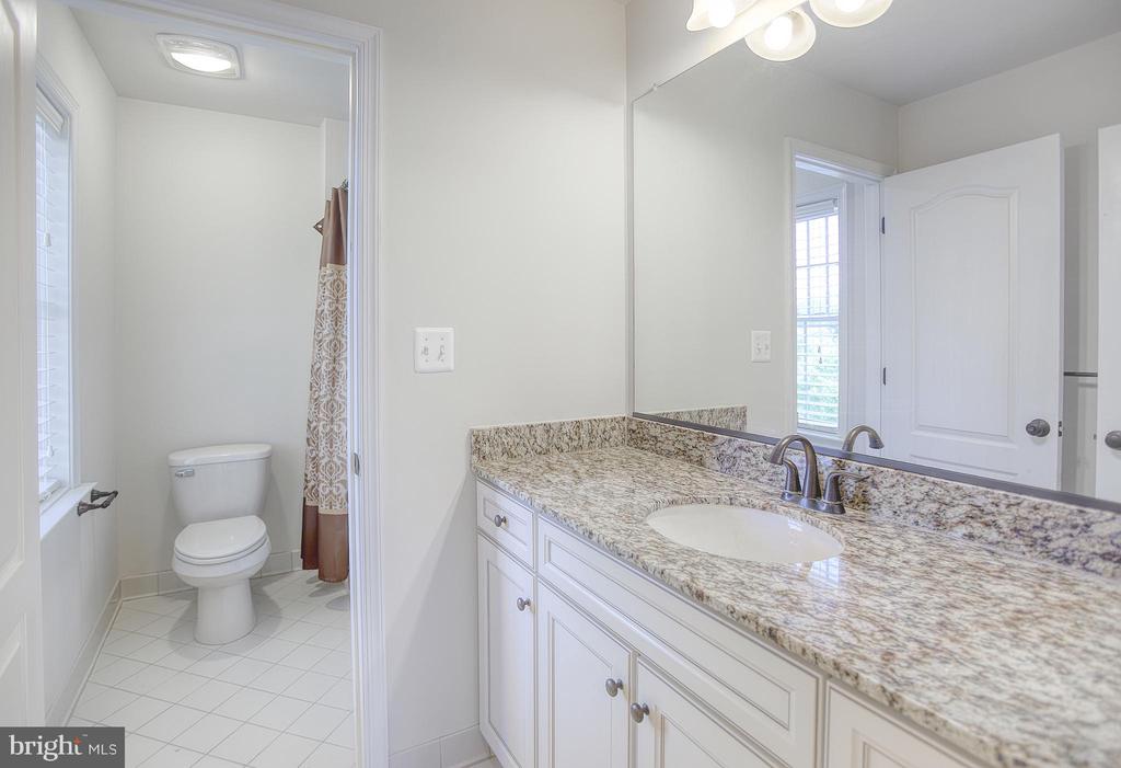 13501 Moonlight Trail Dr