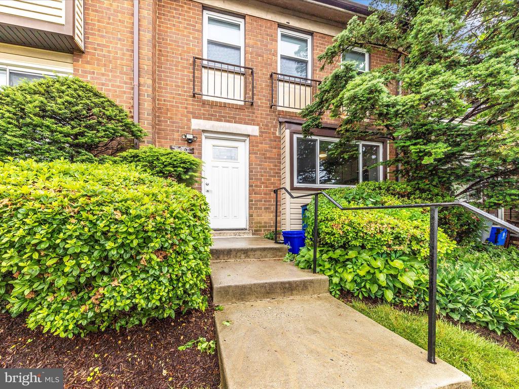 2350 Sun Valley Cir #2