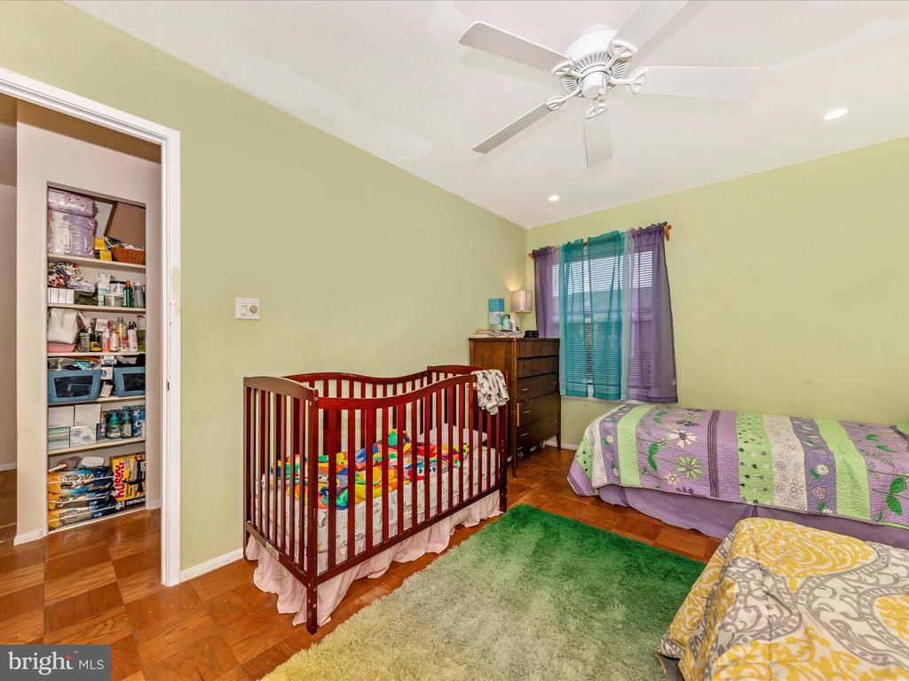 2350 Sun Valley Cir #2