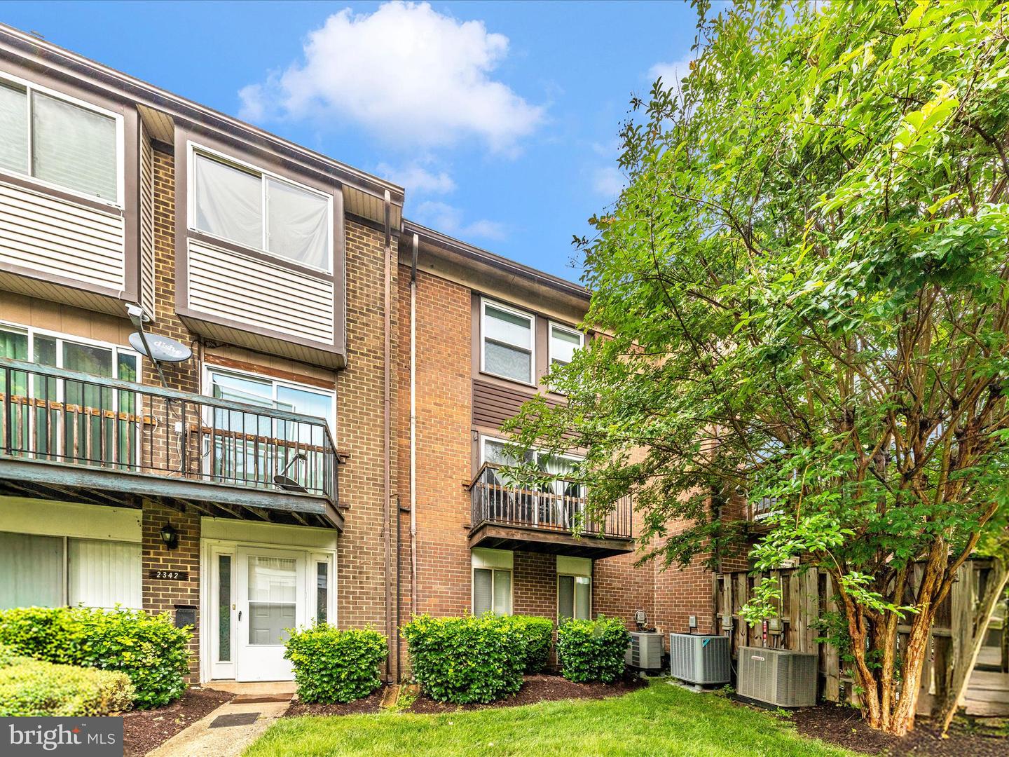 2350 Sun Valley Cir #2