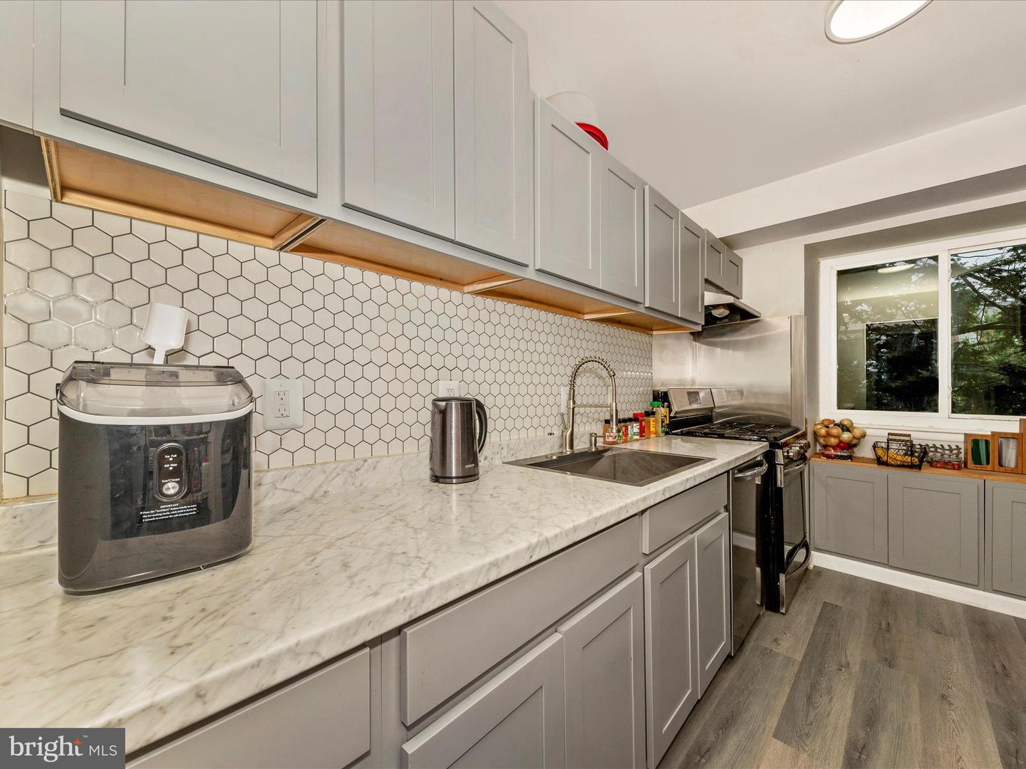 2350 Sun Valley Cir #2