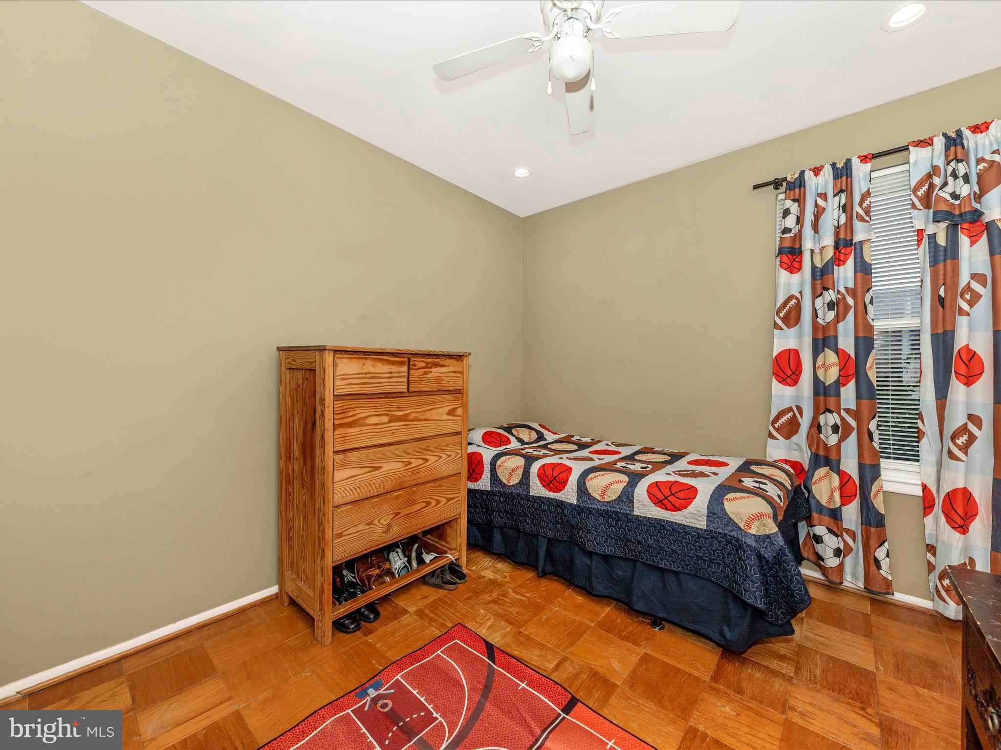 2350 Sun Valley Cir #2
