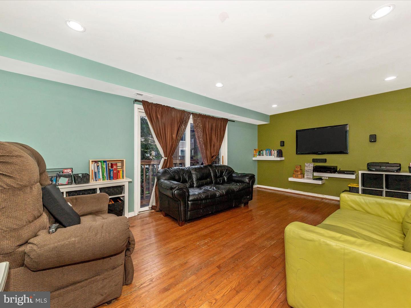 2350 Sun Valley Cir #2