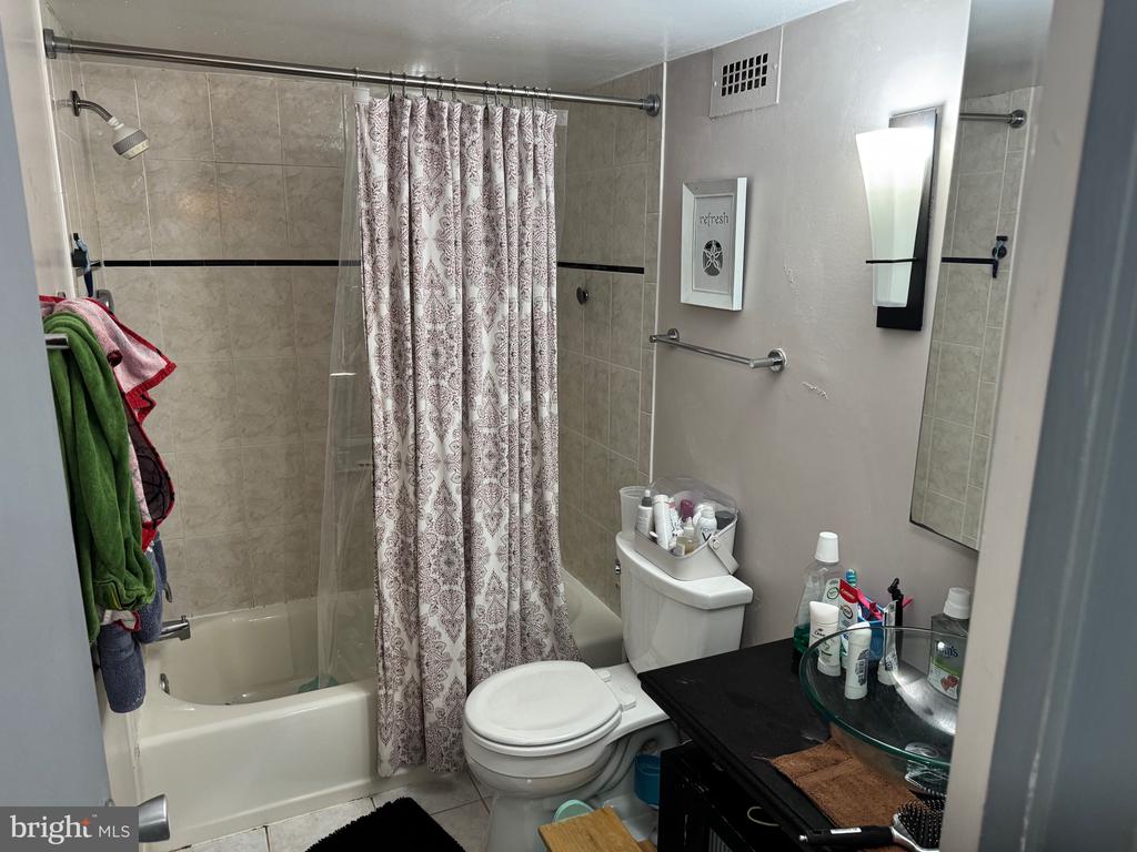 9039 Sligo Creek Pkwy #706