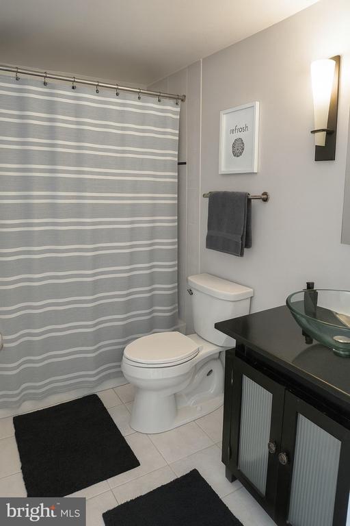 9039 Sligo Creek Pkwy #706