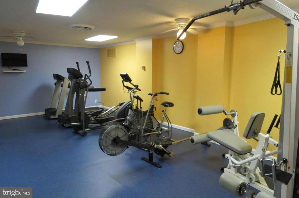 9039 Sligo Creek Pkwy #706