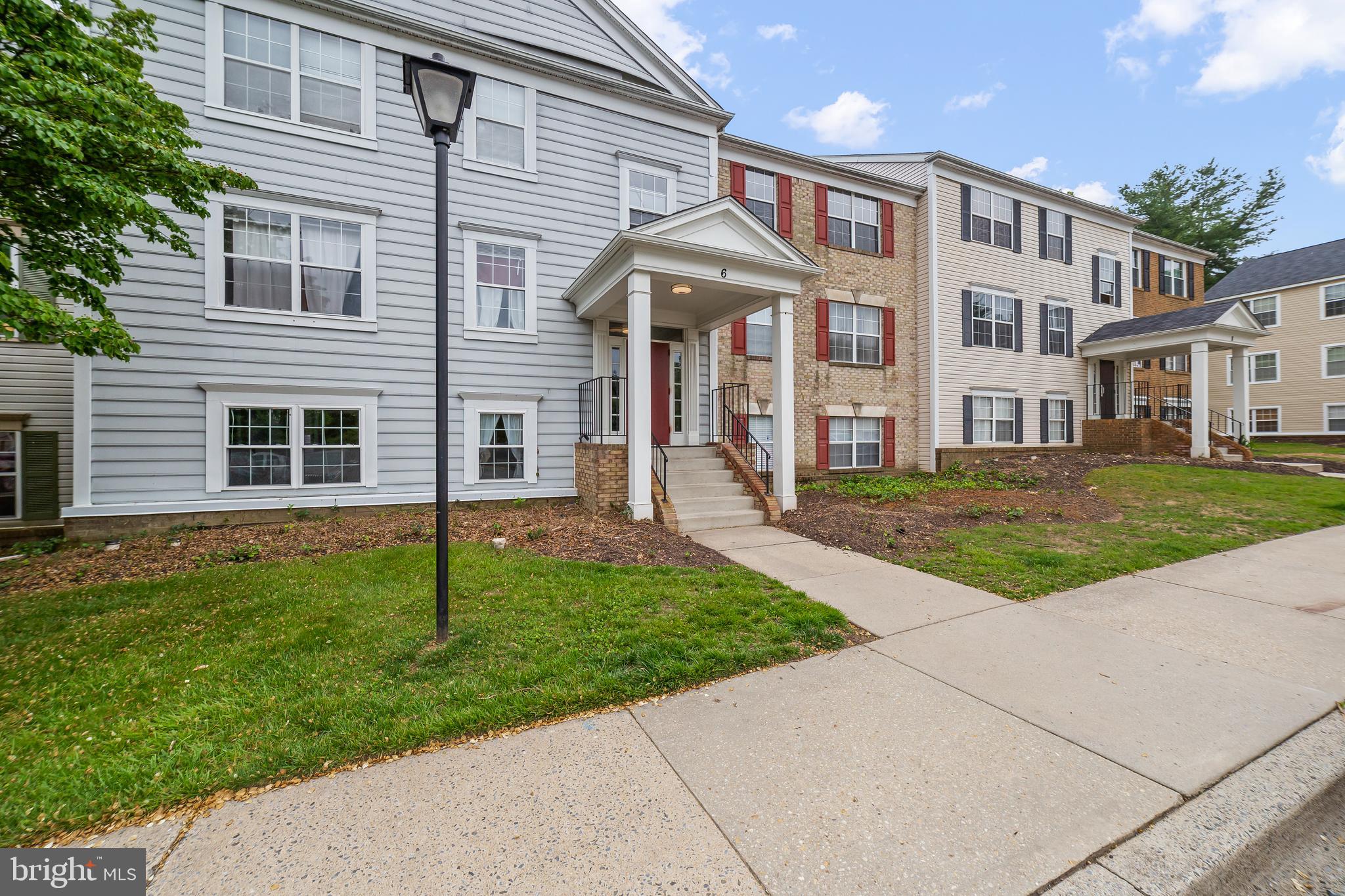 6 Normandy Square Ct #2cf