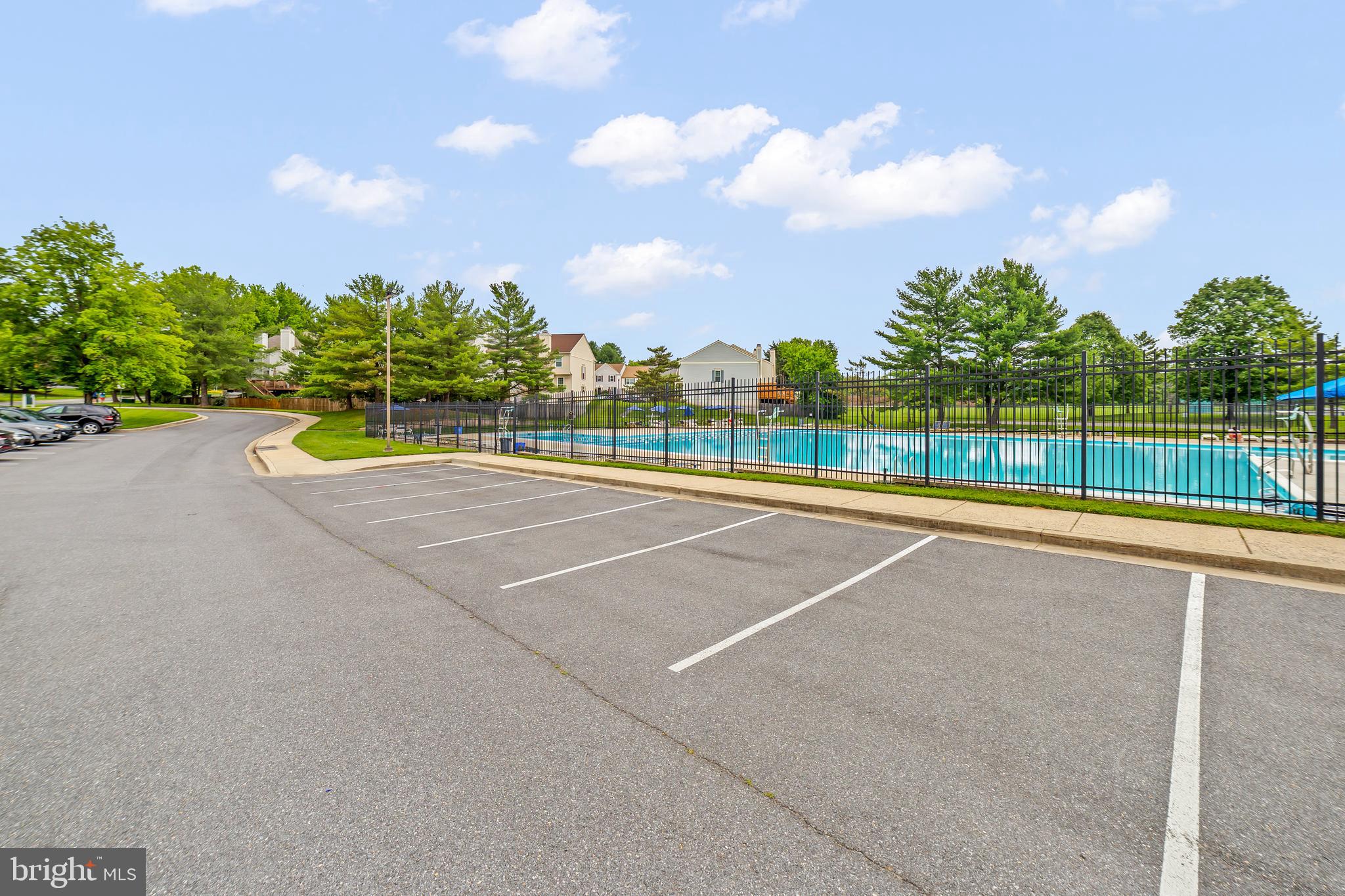 6 Normandy Square Ct #2cf