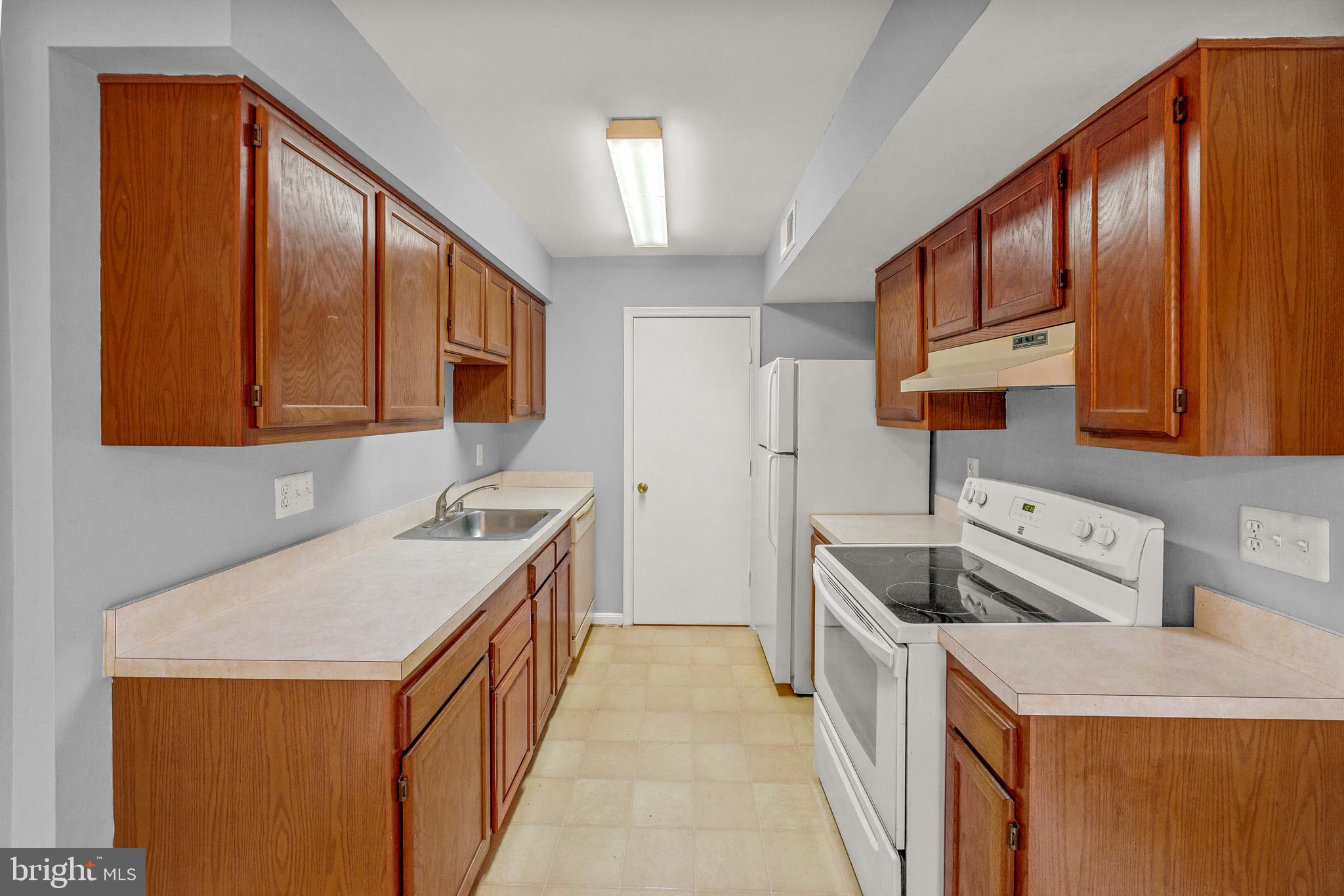 6 Normandy Square Ct #2cf