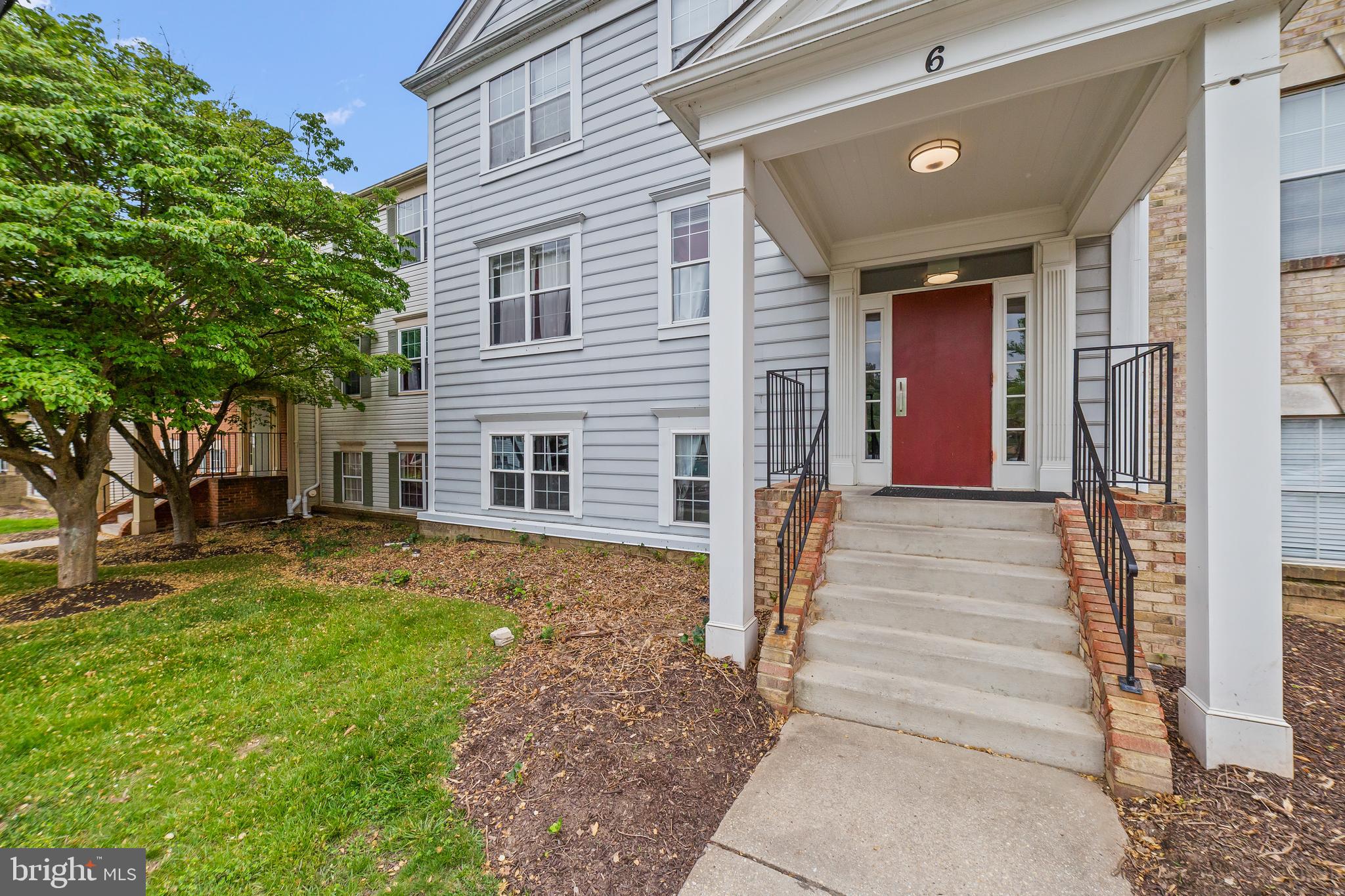 6 Normandy Square Ct #2cf
